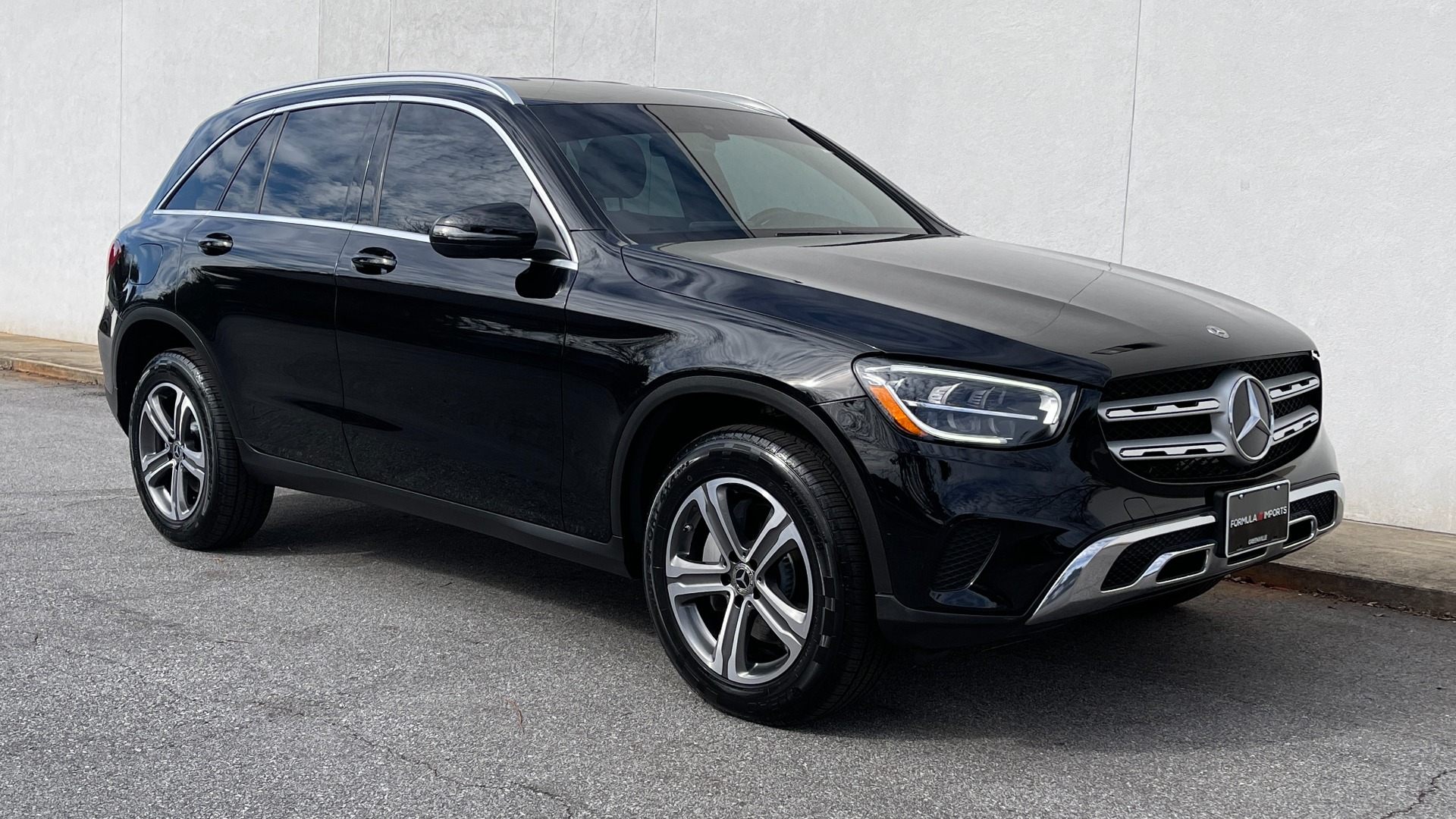Used 2020 Mercedes-Benz GLC GLC 300 / AWD / 18IN WHEELS / LEATHER / WOOD TRIM for sale Sold at Formula Imports in Charlotte NC 28227 6