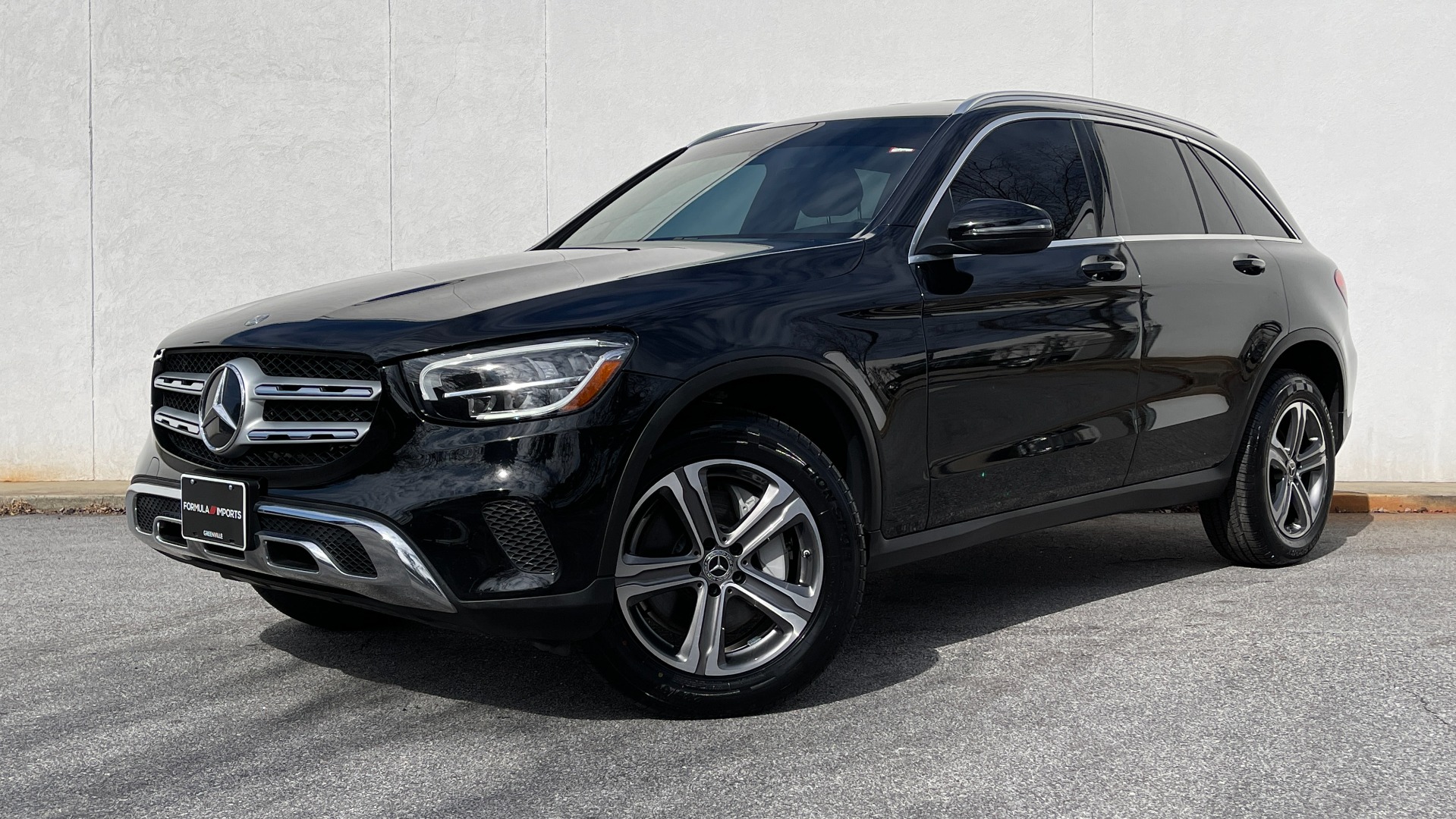 Used 2020 Mercedes-Benz GLC GLC 300 / AWD / 18IN WHEELS / LEATHER / WOOD TRIM for sale Sold at Formula Imports in Charlotte NC 28227 1