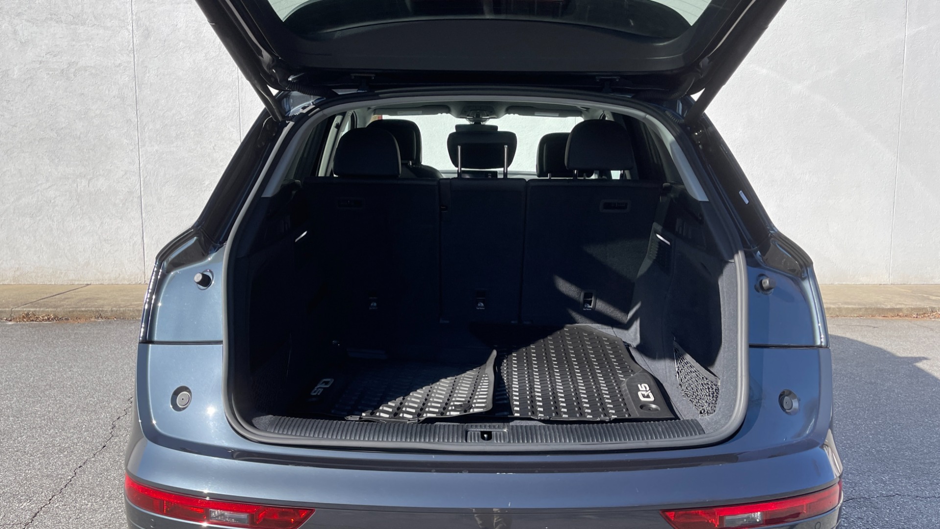 Used 2019 Audi Q5 Premium Plus for sale Sold at Formula Imports in Charlotte NC 28227 19
