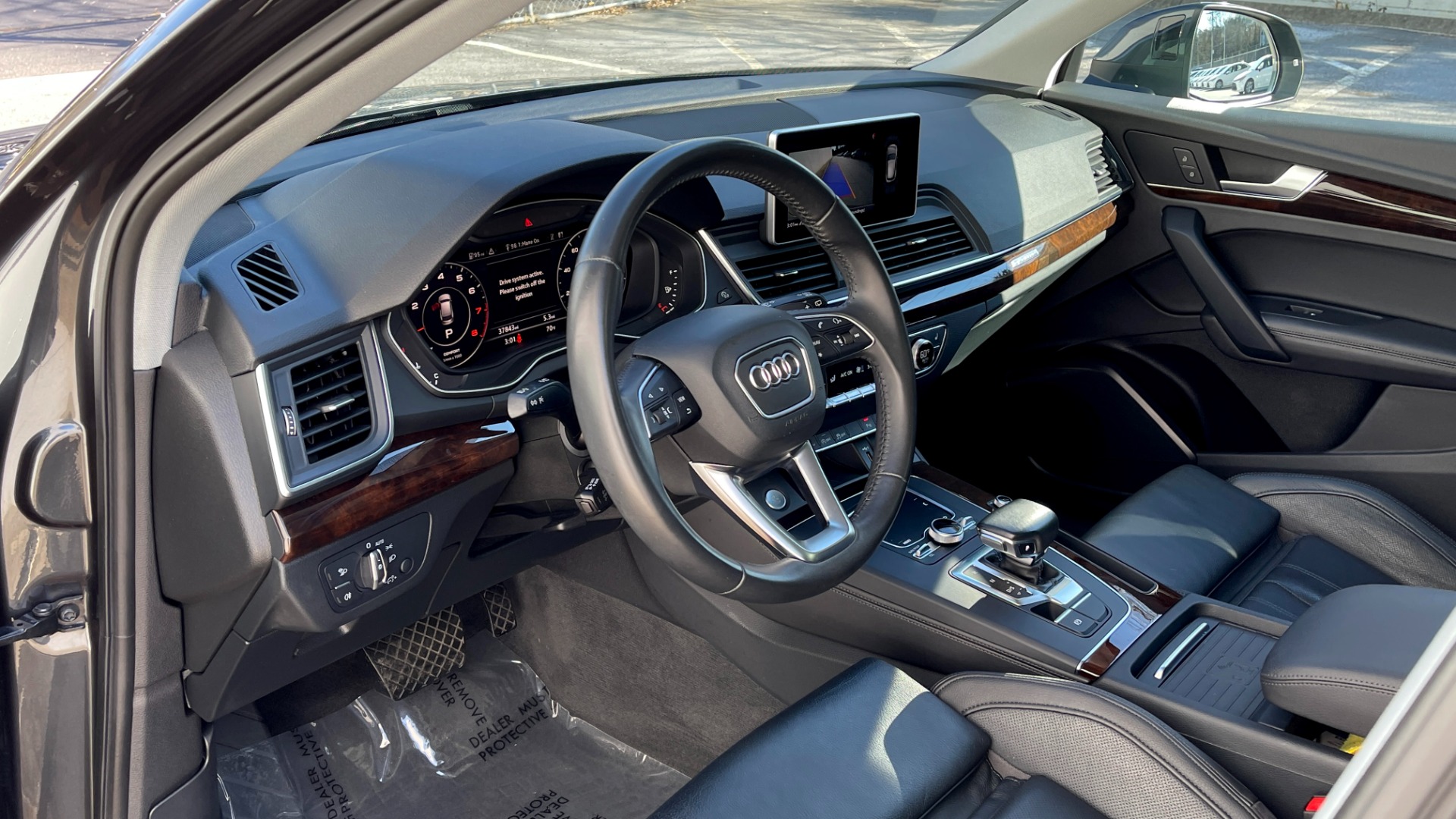 Used 2019 Audi Q5 PREMIUM PLUS / NAV / SUNROOF / WARM WTHR / PARK SYS PLUS / REARVIEW for sale $40,495 at Formula Imports in Charlotte NC 28227 26