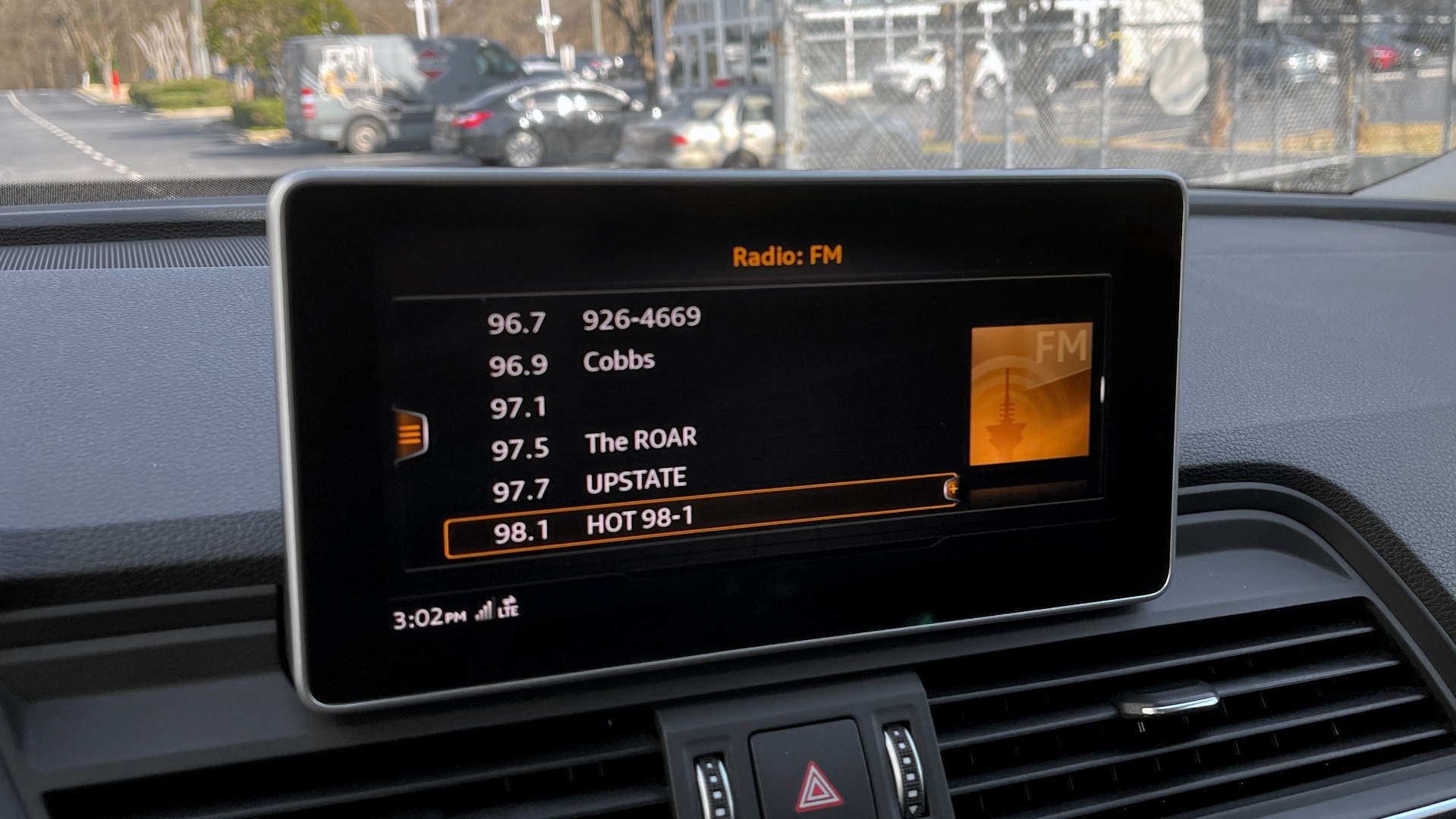 Used 2019 Audi Q5 PREMIUM PLUS / NAV / SUNROOF / WARM WTHR / PARK SYS PLUS / REARVIEW for sale $40,495 at Formula Imports in Charlotte NC 28227 37