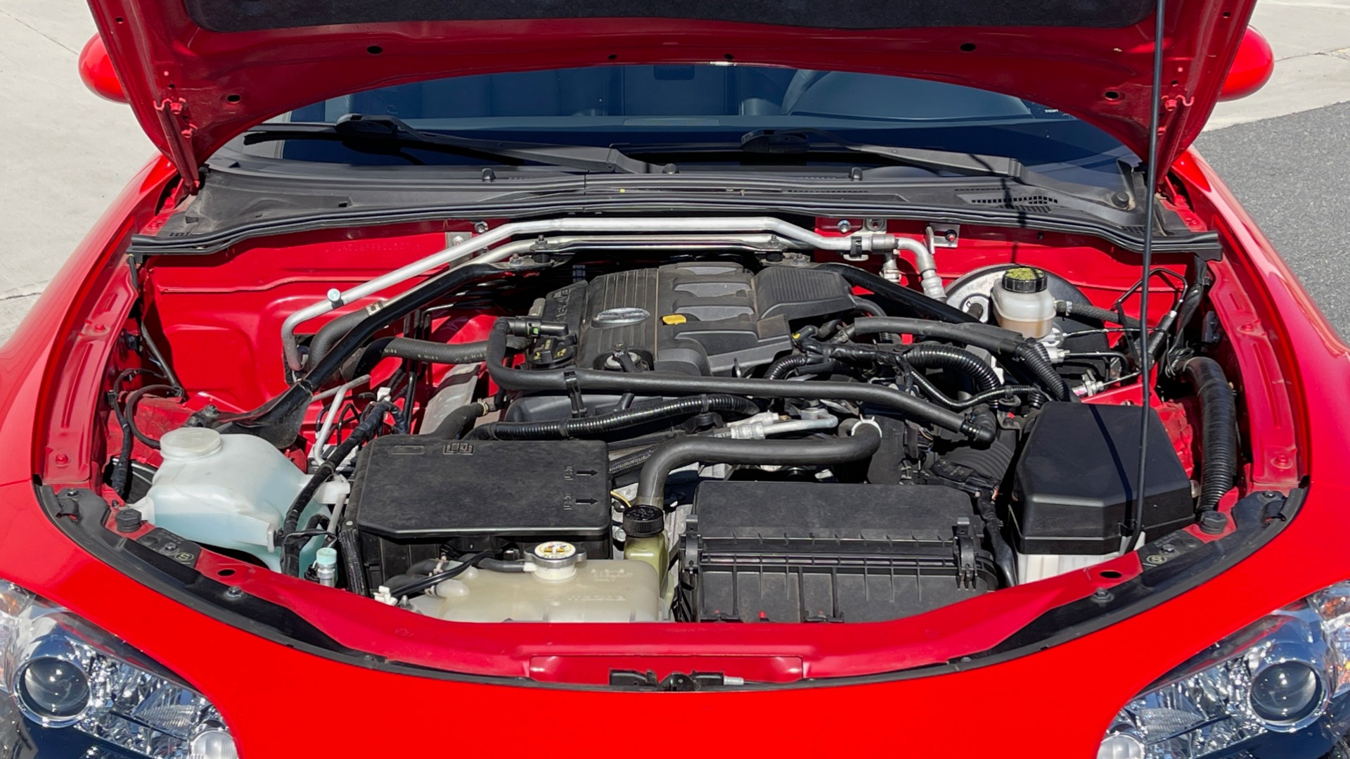 Used 2008 Mazda MX-5 MIATA GRAND TOURING / PRHT 2DR / MANUAL / 17IN ALLOY WHLS / LOW MILES for sale $20,995 at Formula Imports in Charlotte NC 28227 13