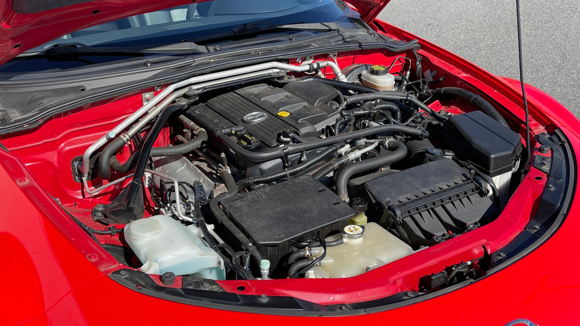Used 2008 Mazda MX-5 MIATA GRAND TOURING / PRHT 2DR / MANUAL / 17IN ALLOY WHLS / LOW MILES for sale $20,995 at Formula Imports in Charlotte NC 28227 14