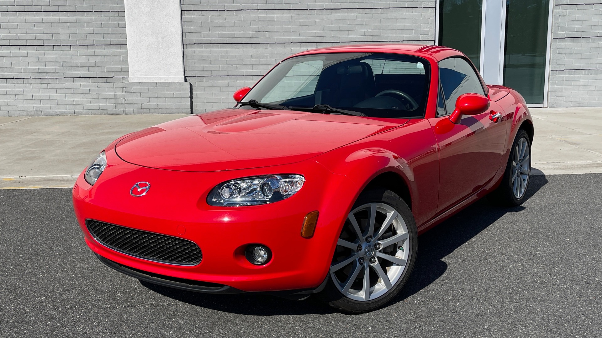 Used 2008 Mazda MX-5 MIATA GRAND TOURING / PRHT 2DR / MANUAL / 17IN ALLOY WHLS / LOW MILES for sale $20,995 at Formula Imports in Charlotte NC 28227 9