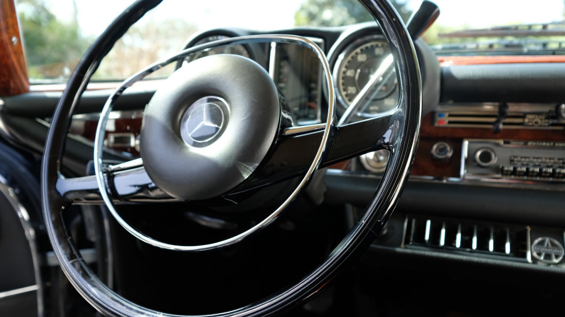 Used 1969 Mercedes-Benz 280SE COUPE / AIR CONDITIONING / PWR