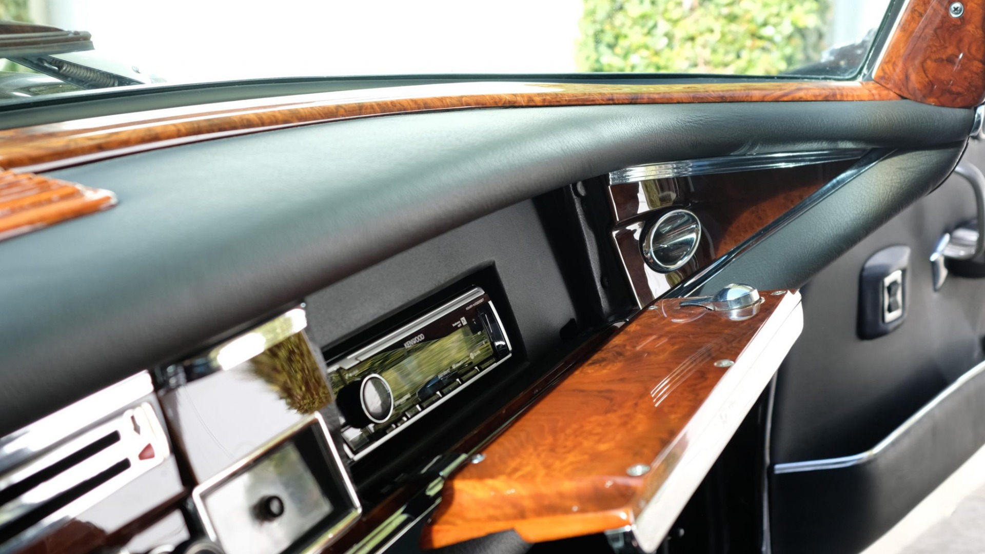Used 1969 Mercedes-Benz 280SE COUPE / AIR CONDITIONING / PWR WNDWS / CUSTOM STEREO for sale Sold at Formula Imports in Charlotte NC 28227 23