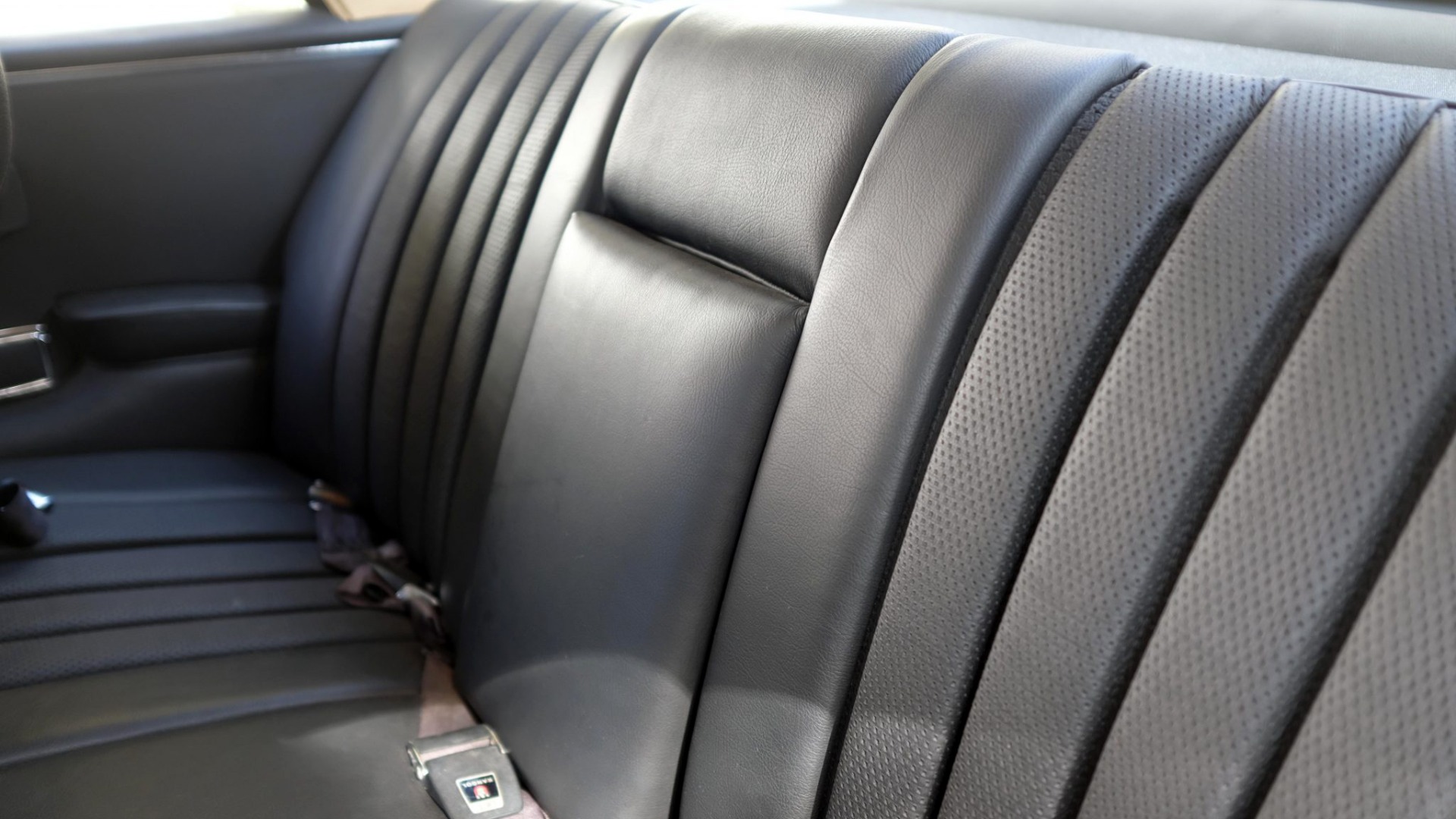 Used 1969 Mercedes-Benz 280SE COUPE / AIR CONDITIONING / PWR WNDWS / CUSTOM STEREO for sale Sold at Formula Imports in Charlotte NC 28227 26