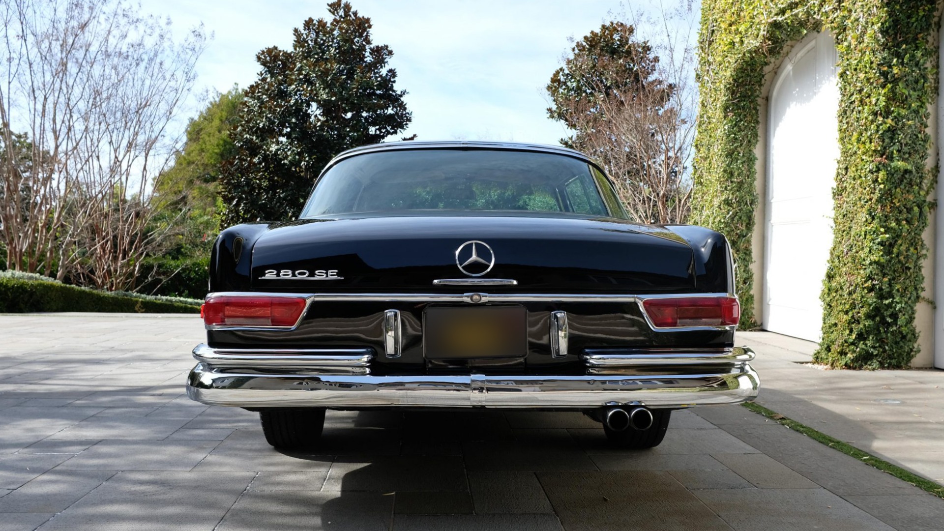 Used 1969 Mercedes-Benz 280SE COUPE / AIR CONDITIONING / PWR WNDWS / CUSTOM STEREO for sale Sold at Formula Imports in Charlotte NC 28227 6