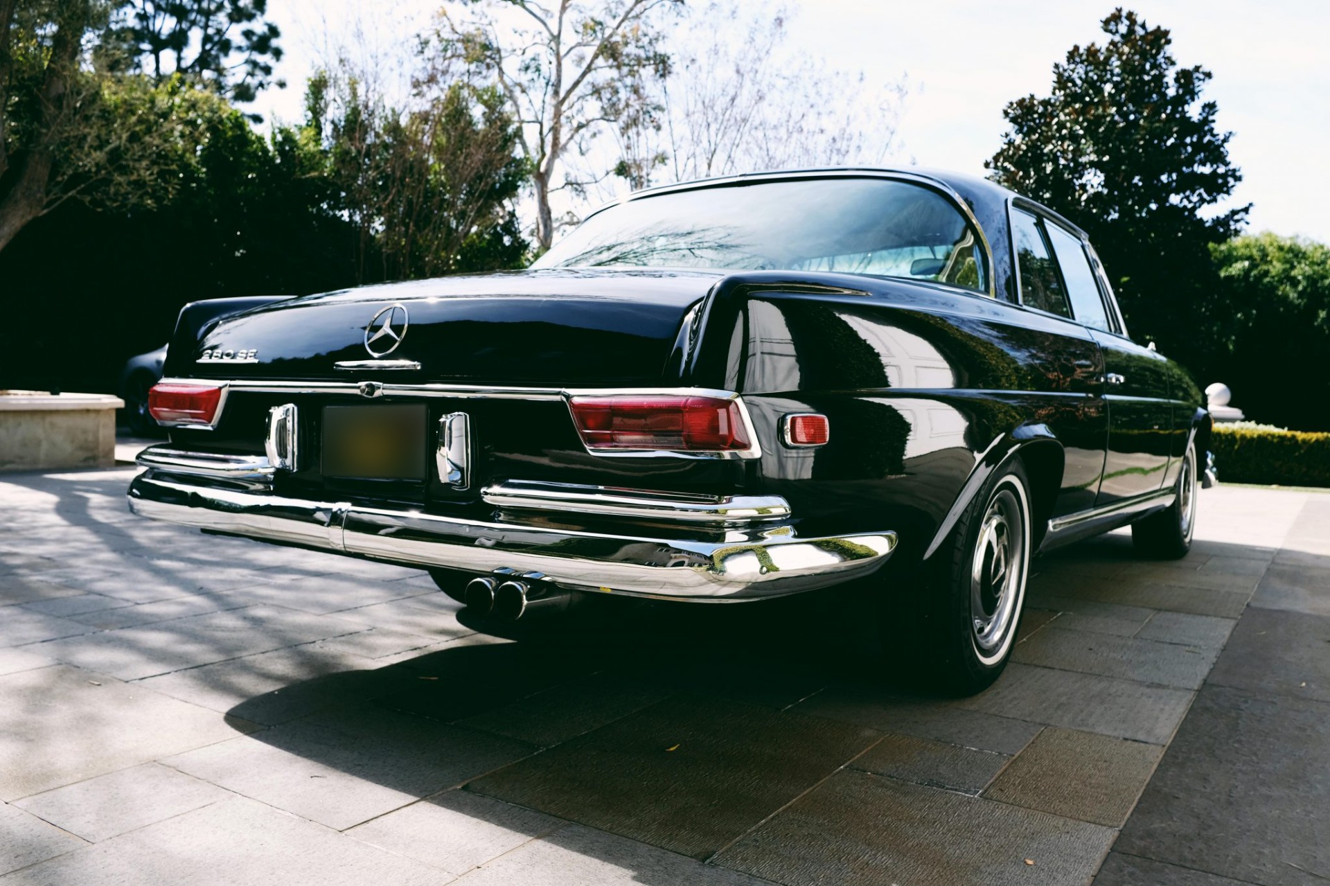 Used 1969 Mercedes-Benz 280SE COUPE / AIR CONDITIONING / PWR WNDWS / CUSTOM STEREO for sale Sold at Formula Imports in Charlotte NC 28227 7