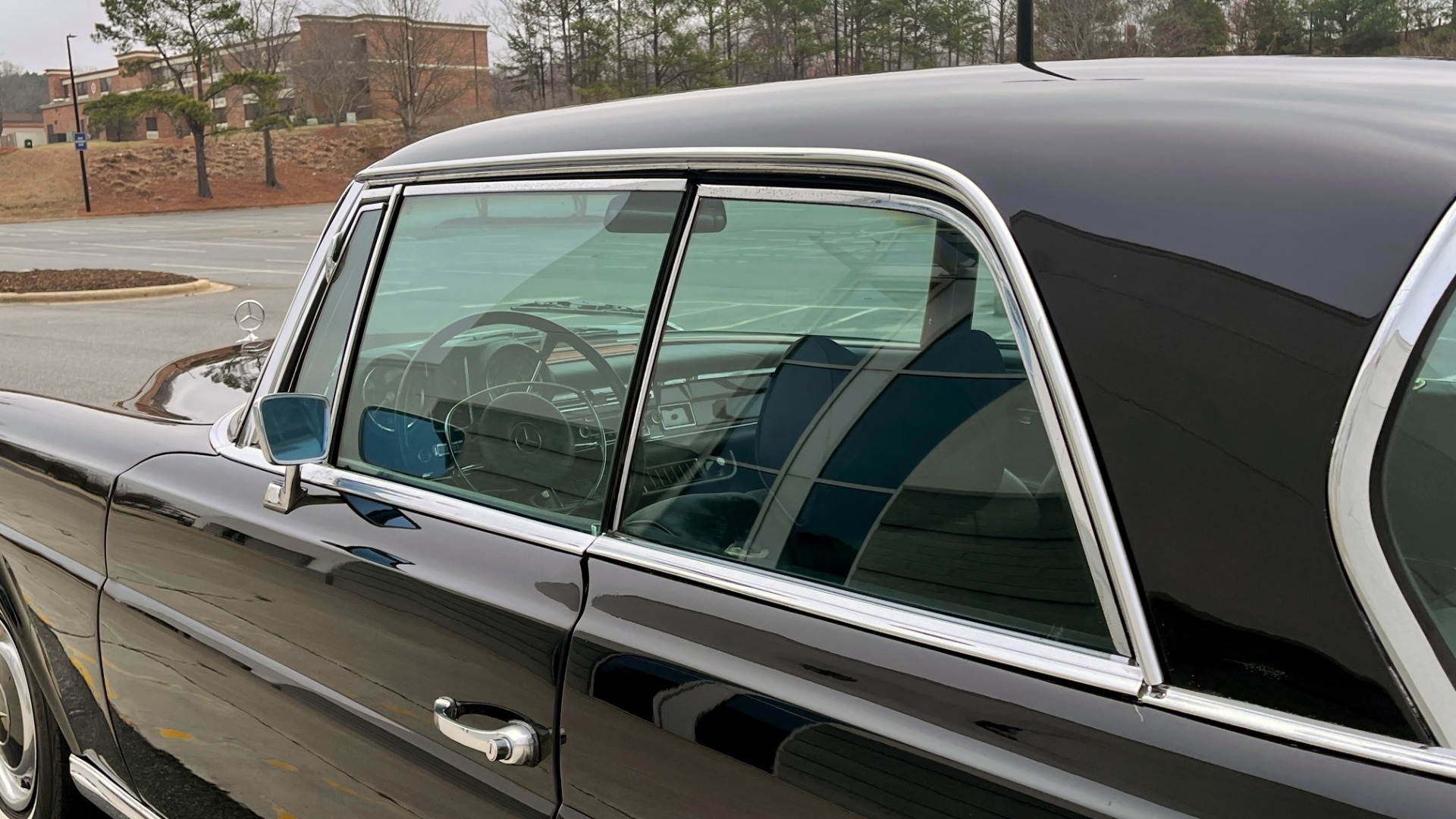 Used 1969 Mercedes-Benz 280SE COUPE / AIR CONDITIONING / PWR WNDWS / CUSTOM STEREO for sale Sold at Formula Imports in Charlotte NC 28227 75