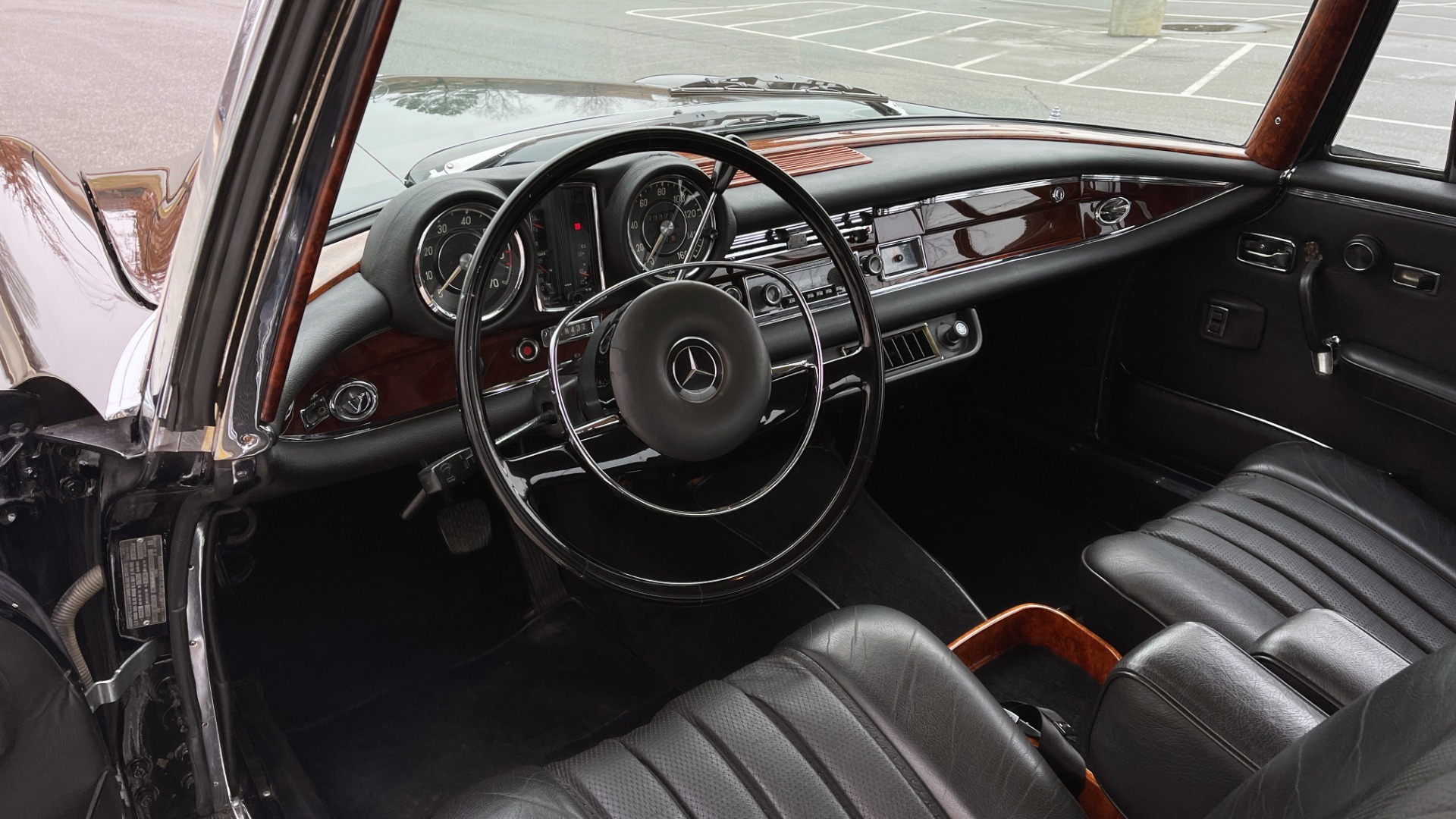 Used 1969 Mercedes-Benz 280SE COUPE / AIR CONDITIONING / PWR WNDWS / CUSTOM STEREO for sale Sold at Formula Imports in Charlotte NC 28227 80