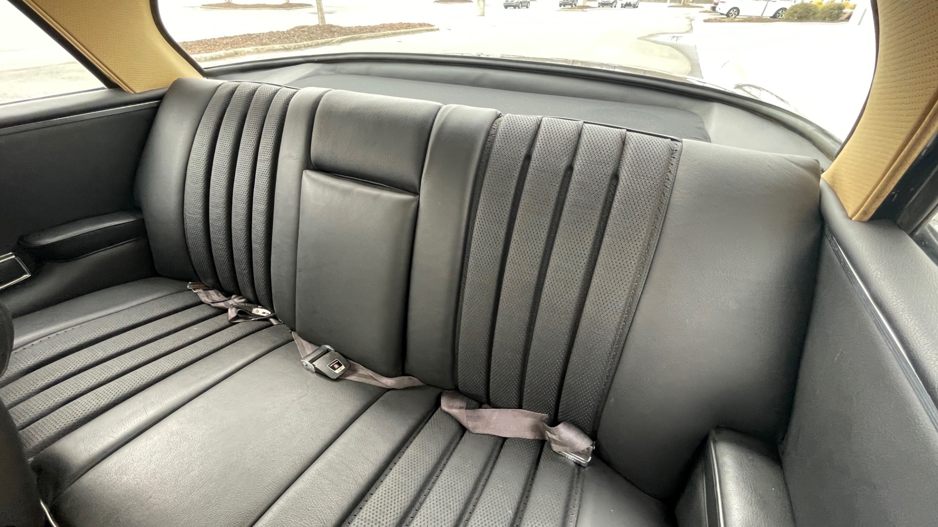 Used 1969 Mercedes-Benz 280SE COUPE / AIR CONDITIONING / PWR WNDWS / CUSTOM STEREO for sale Sold at Formula Imports in Charlotte NC 28227 84