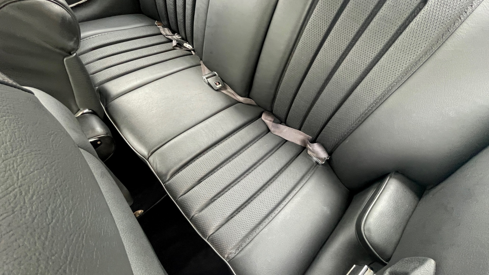 Used 1969 Mercedes-Benz 280SE COUPE / AIR CONDITIONING / PWR WNDWS / CUSTOM STEREO for sale Sold at Formula Imports in Charlotte NC 28227 85