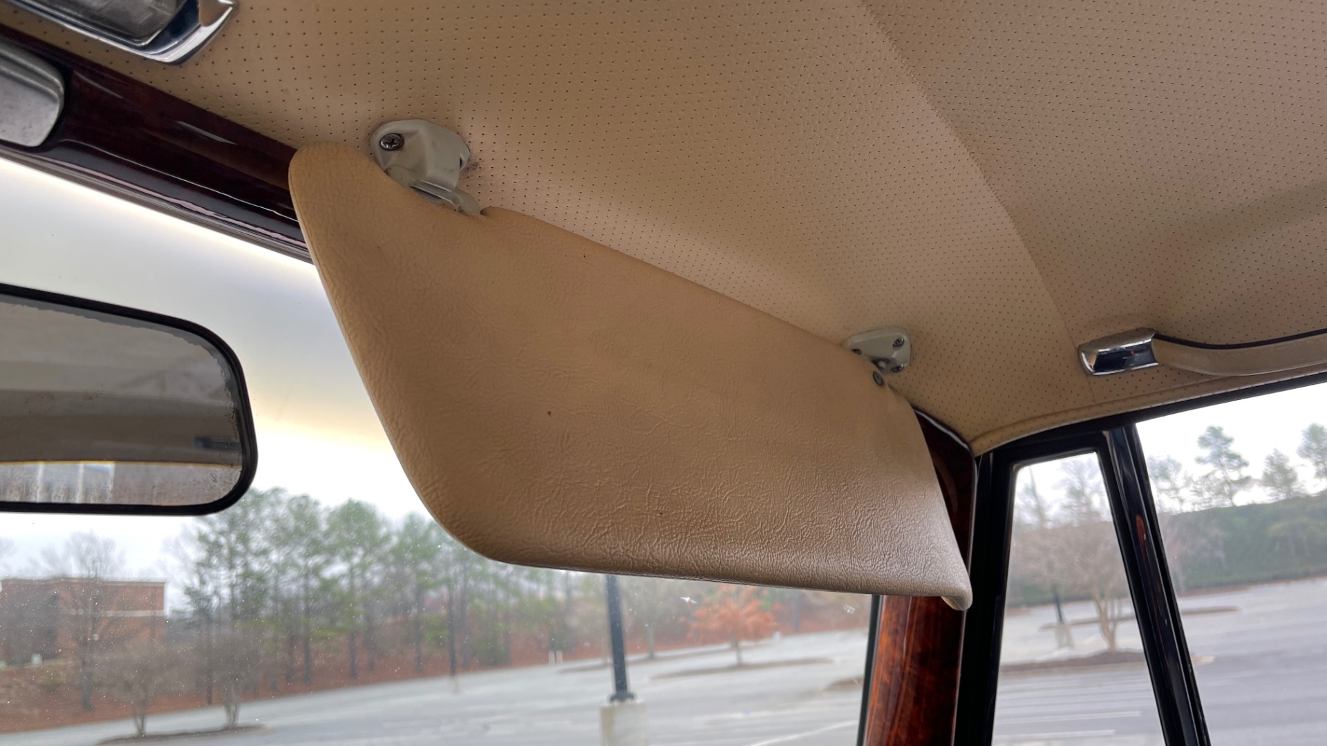 Used 1969 Mercedes-Benz 280SE COUPE / AIR CONDITIONING / PWR WNDWS / CUSTOM STEREO for sale $78,999 at Formula Imports in Charlotte NC 28227 95