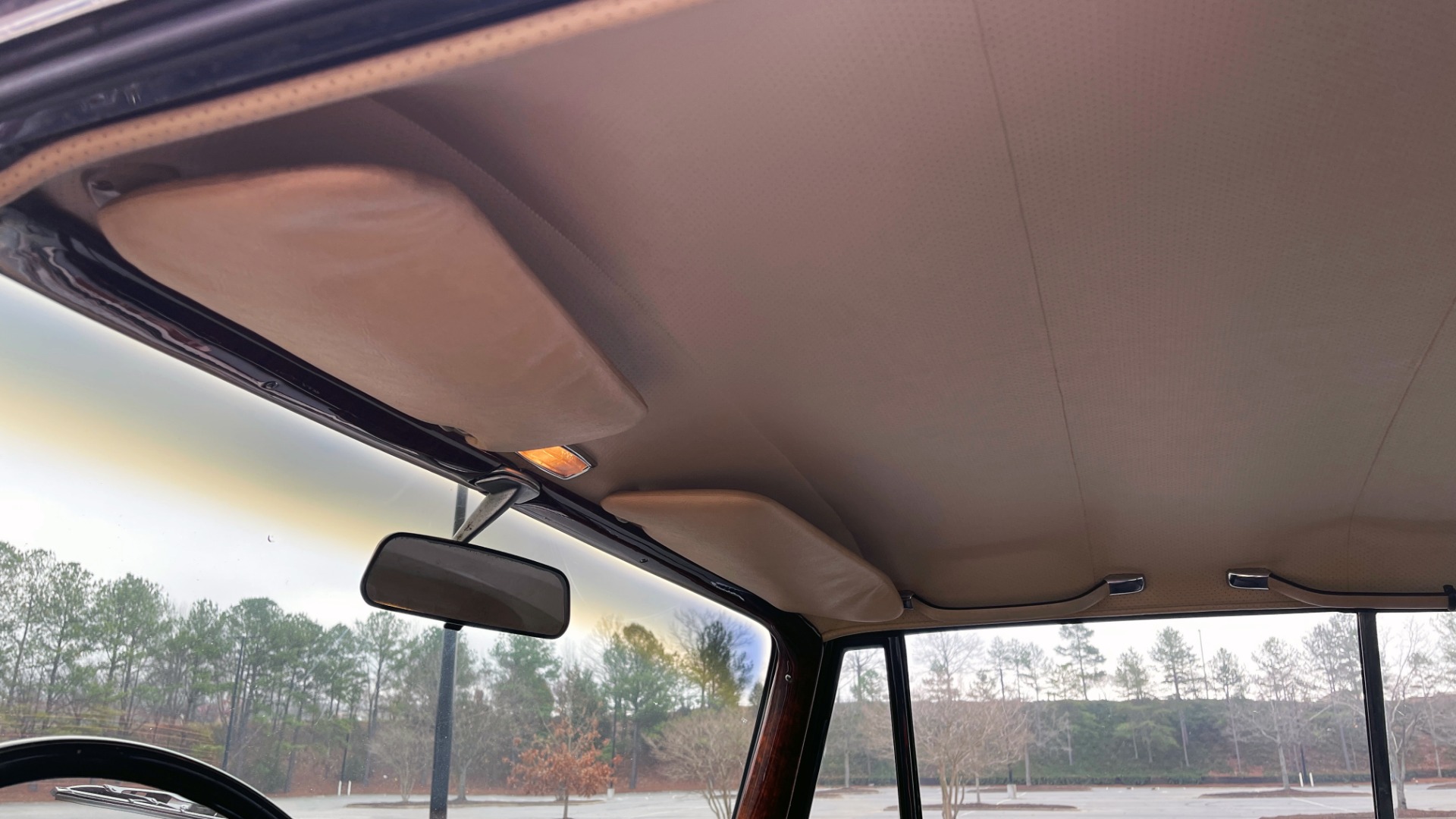 Used 1969 Mercedes-Benz 280SE COUPE / AIR CONDITIONING / PWR WNDWS / CUSTOM STEREO for sale Sold at Formula Imports in Charlotte NC 28227 99