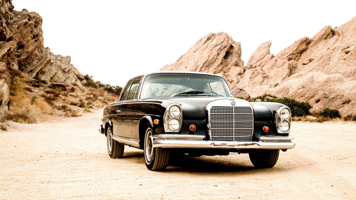 Used 1969 Mercedes-Benz 280SE COUPE / AIR CONDITIONING / PWR WNDWS / CUSTOM STEREO for sale $88,000 at Formula Imports in Charlotte NC 28227 1