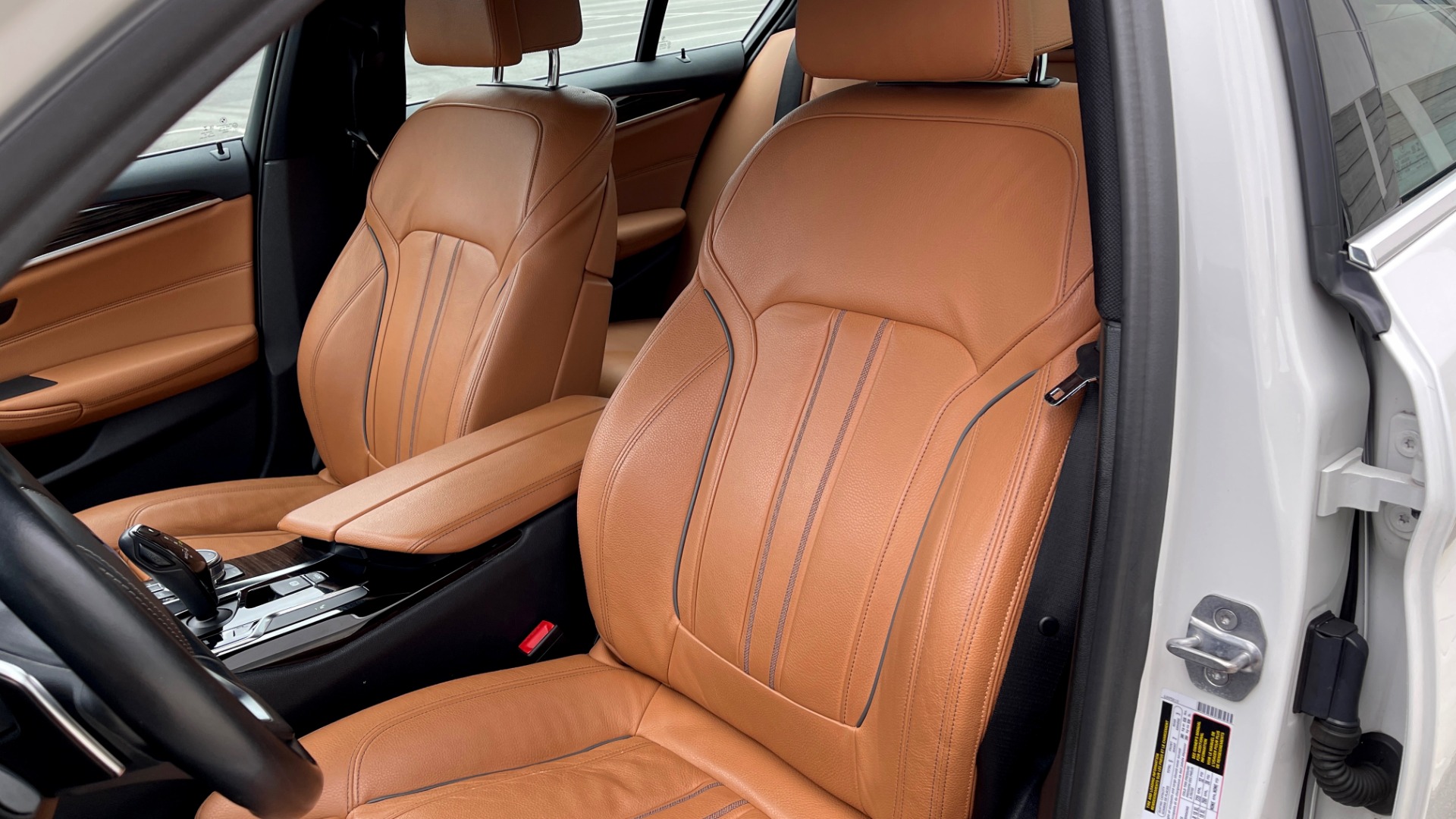 Used 2019 BMW 5 SERIES 530I 2.0L SEDAN / CONV PKG / NAV / SUNROOF / HTD STS / REARVIEW for sale Sold at Formula Imports in Charlotte NC 28227 29