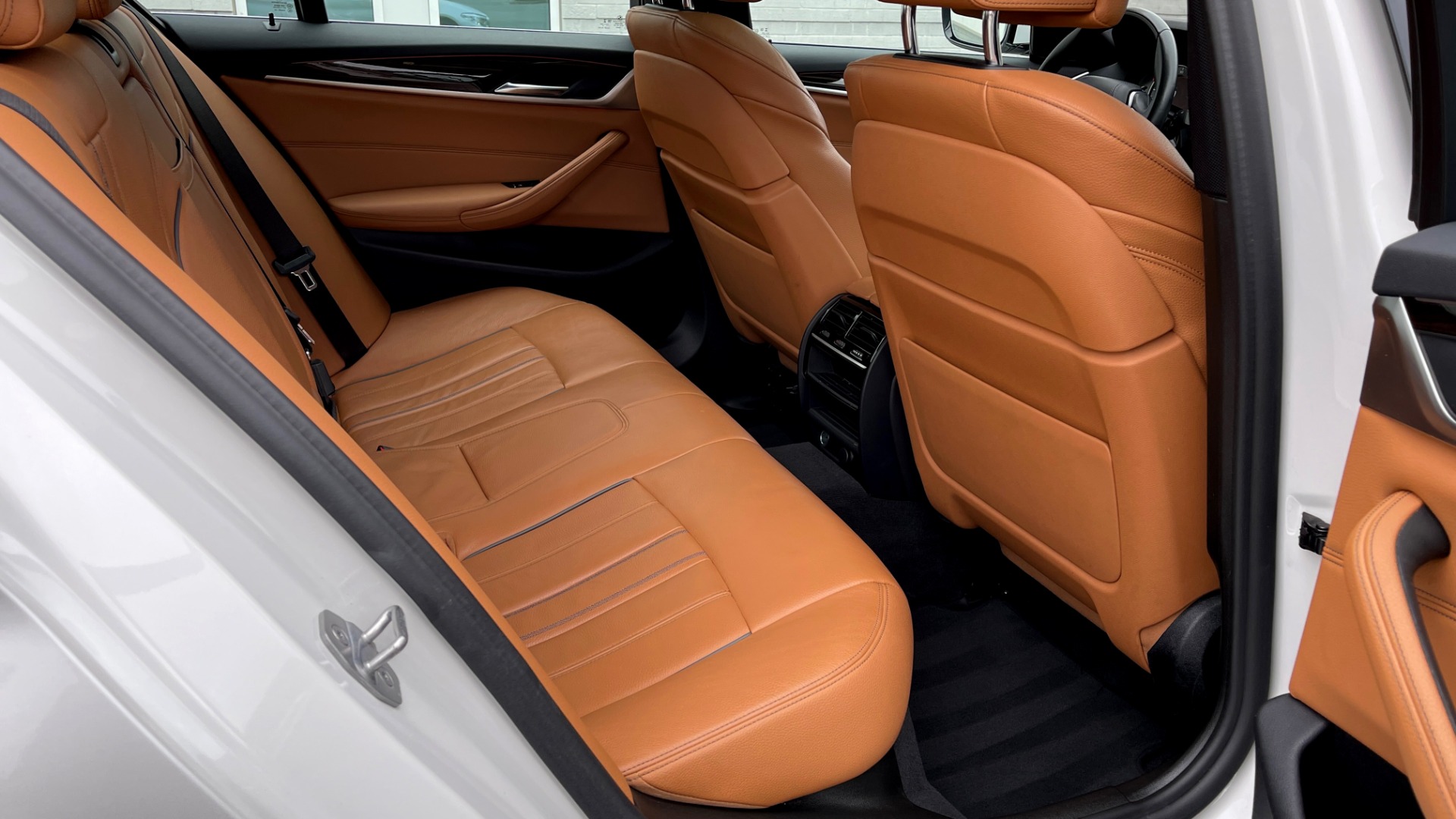 Used 2019 BMW 5 SERIES 530I 2.0L SEDAN / CONV PKG / NAV / SUNROOF / HTD STS / REARVIEW for sale Sold at Formula Imports in Charlotte NC 28227 53