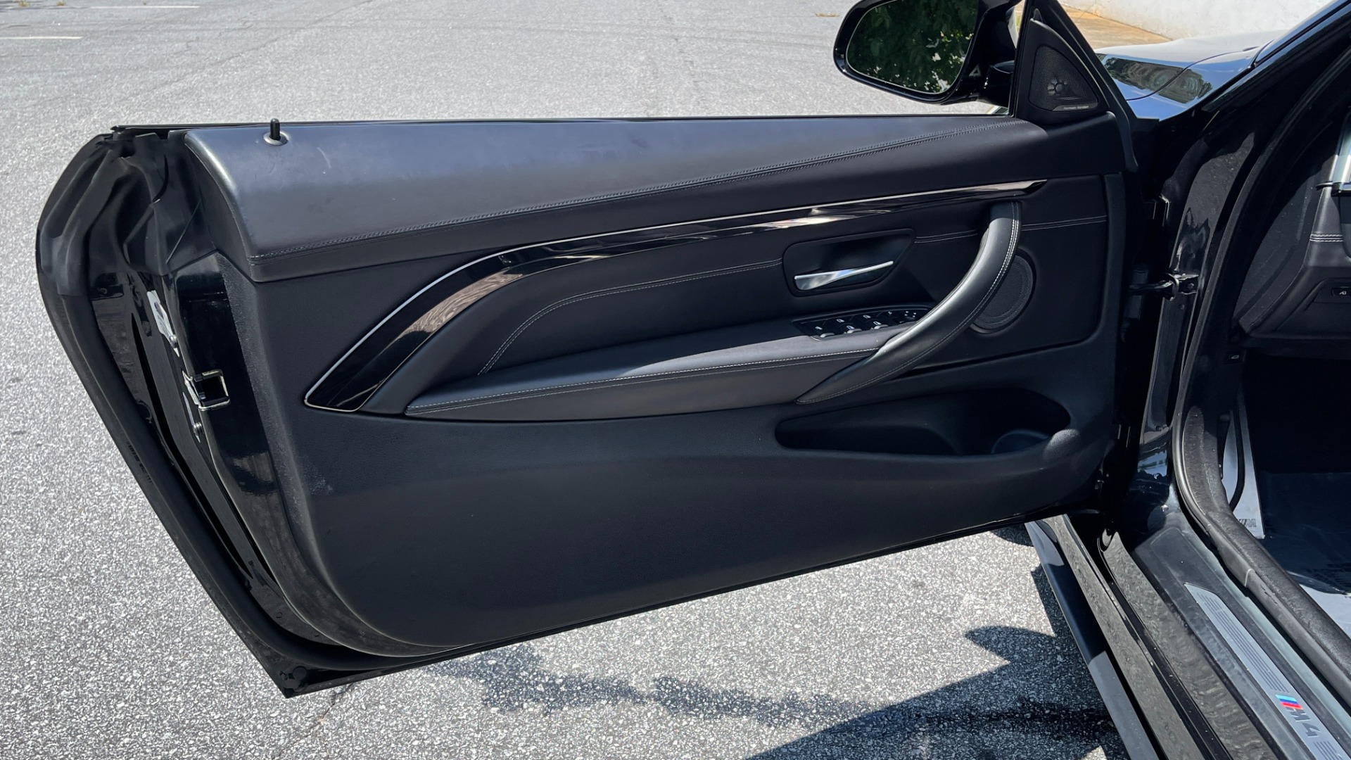 Used 2016 BMW M4 CONVERTIBLE / EXECUTIVE / DUAL CLUTCH / ADAPTIVE M SUSPENSION for sale $44,000 at Formula Imports in Charlotte NC 28227 28