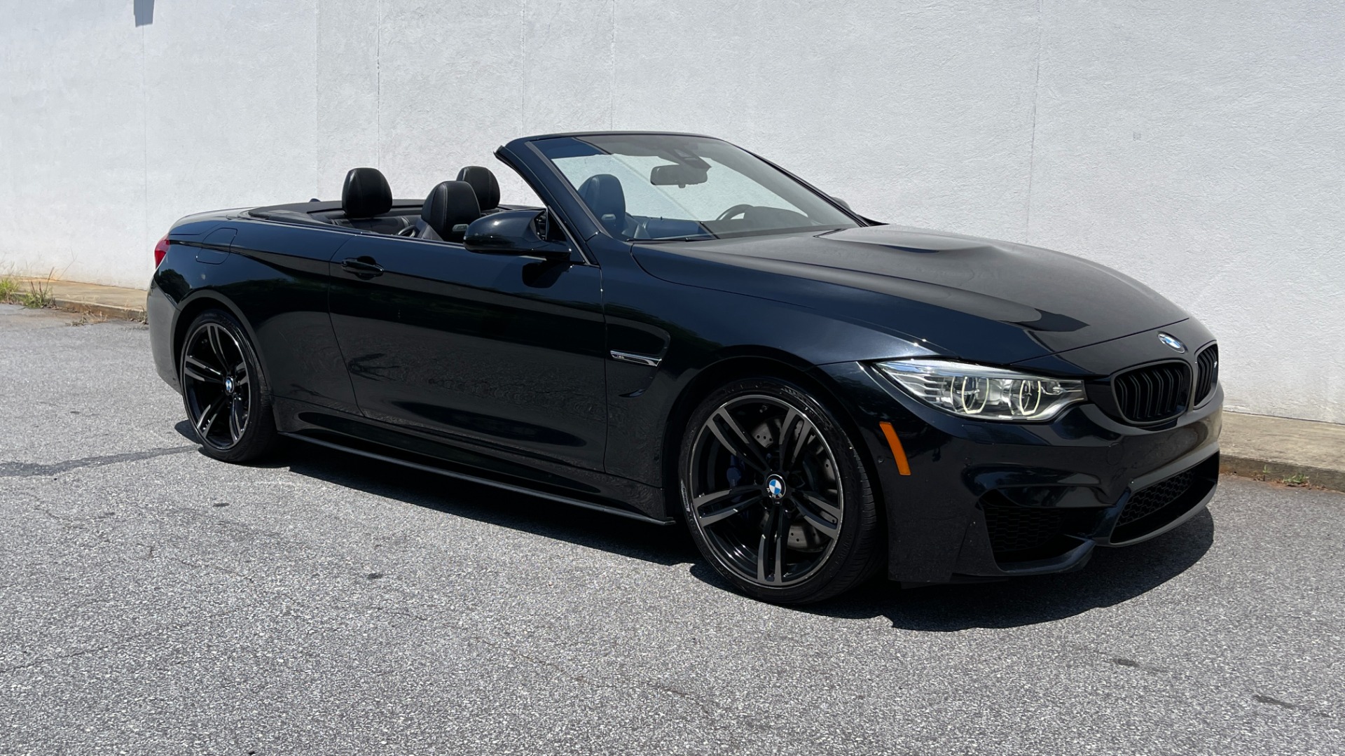 Used 2016 BMW M4 CONVERTIBLE / EXECUTIVE / DUAL CLUTCH / ADAPTIVE M SUSPENSION for sale $44,000 at Formula Imports in Charlotte NC 28227 4