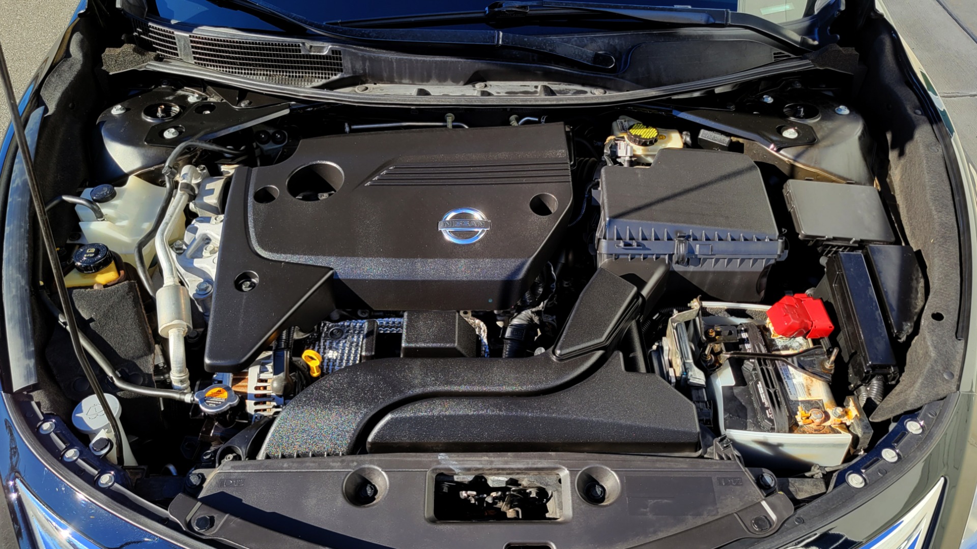 Used 2015 Nissan ALTIMA 2.5 S 4DR SPORT SEDAN / CVT AUTO / BLUETOOTH / 16IN WHEELS for sale Sold at Formula Imports in Charlotte NC 28227 12