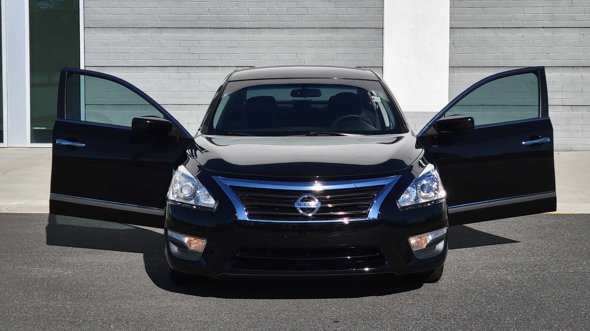 Used 2015 Nissan ALTIMA 2.5 S 4DR SPORT SEDAN / CVT AUTO / BLUETOOTH / 16IN WHEELS for sale Sold at Formula Imports in Charlotte NC 28227 19