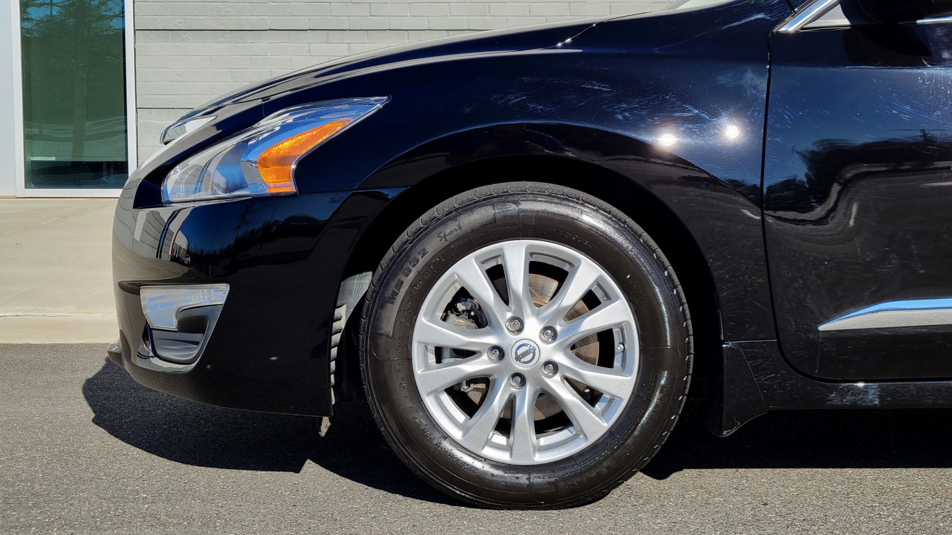Used 2015 Nissan ALTIMA 2.5 S 4DR SPORT SEDAN / CVT AUTO / BLUETOOTH / 16IN WHEELS for sale Sold at Formula Imports in Charlotte NC 28227 62
