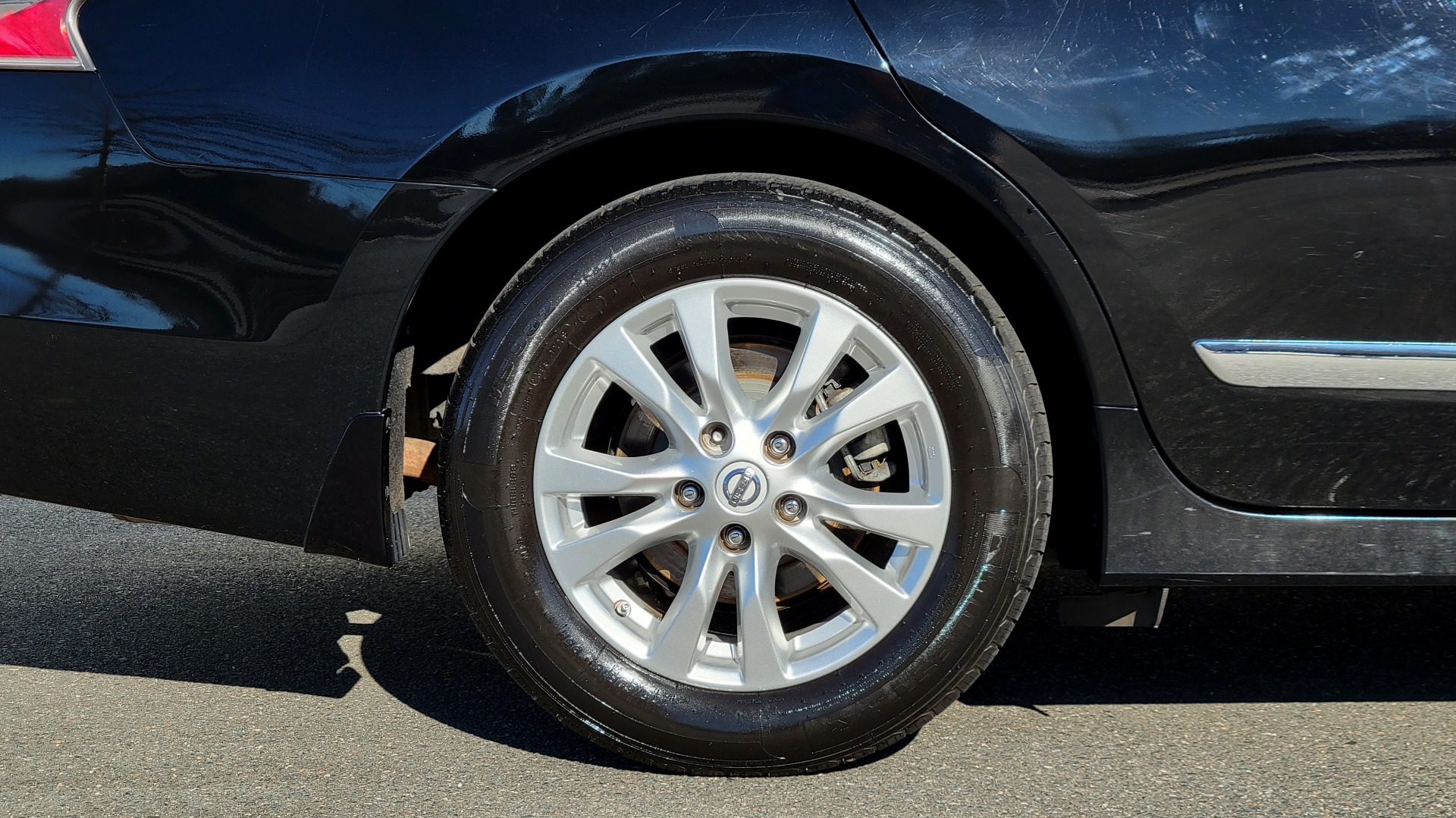 Used 2015 Nissan ALTIMA 2.5 S 4DR SPORT SEDAN / CVT AUTO / BLUETOOTH / 16IN WHEELS for sale Sold at Formula Imports in Charlotte NC 28227 64