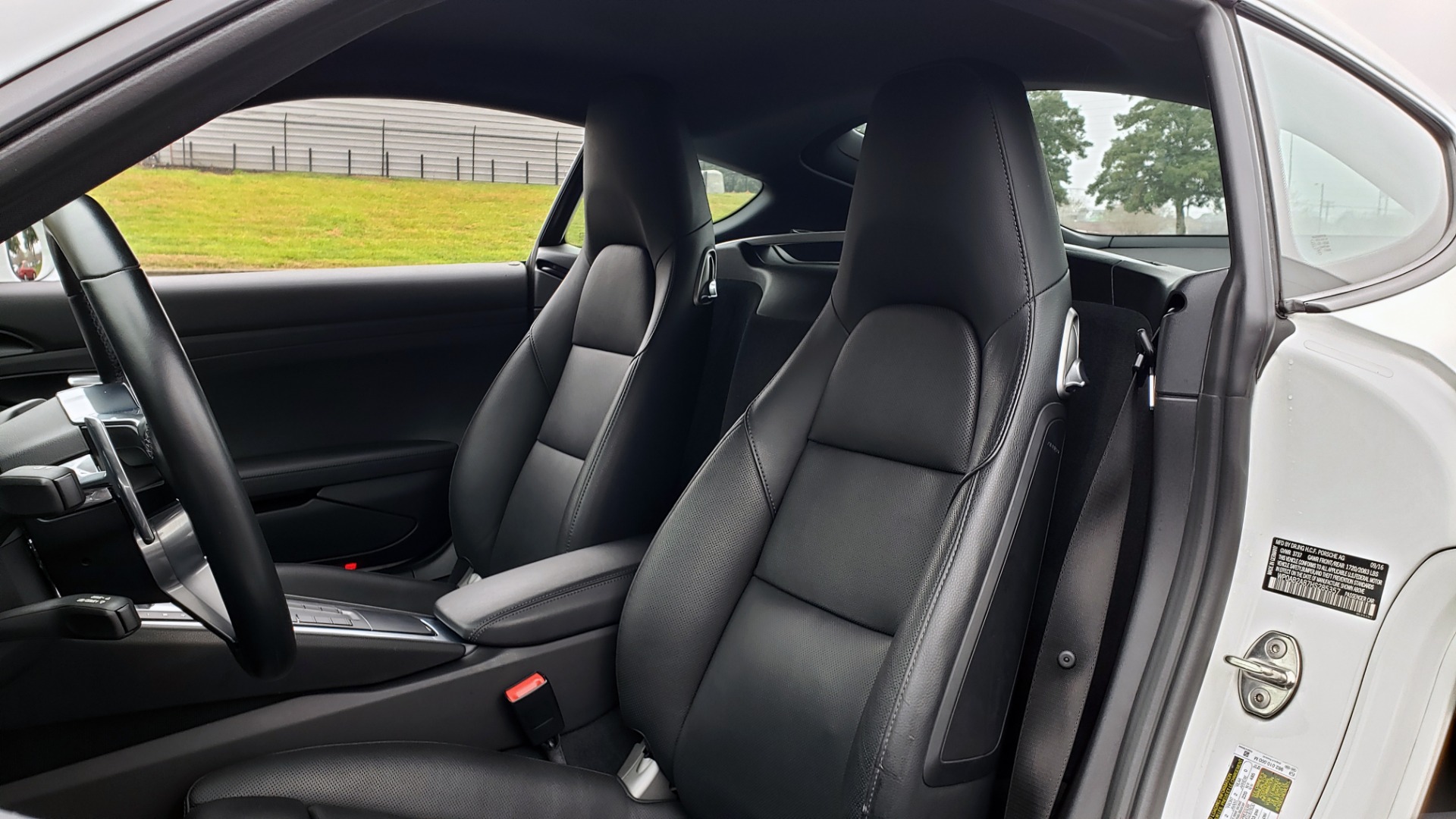 Used 2017 Porsche 718 CAYMAN S / NAV / BOSE / PDK / RWD / VENT STS / REARVIEW for sale Sold at Formula Imports in Charlotte NC 28227 34
