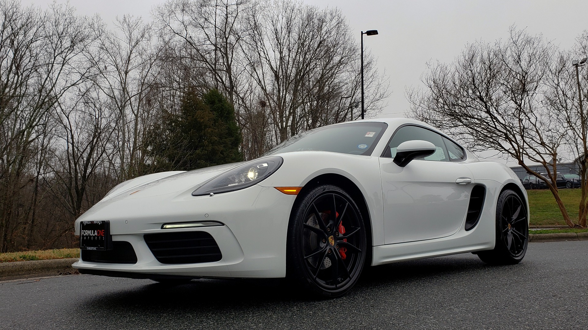 Used 2017 Porsche 718 CAYMAN S / NAV / BOSE / PDK / RWD / VENT STS / REARVIEW for sale Sold at Formula Imports in Charlotte NC 28227 4