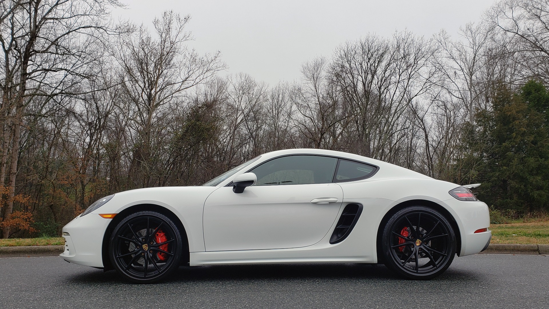 Used 2017 Porsche 718 CAYMAN S / NAV / BOSE / PDK / RWD / VENT STS / REARVIEW for sale Sold at Formula Imports in Charlotte NC 28227 6