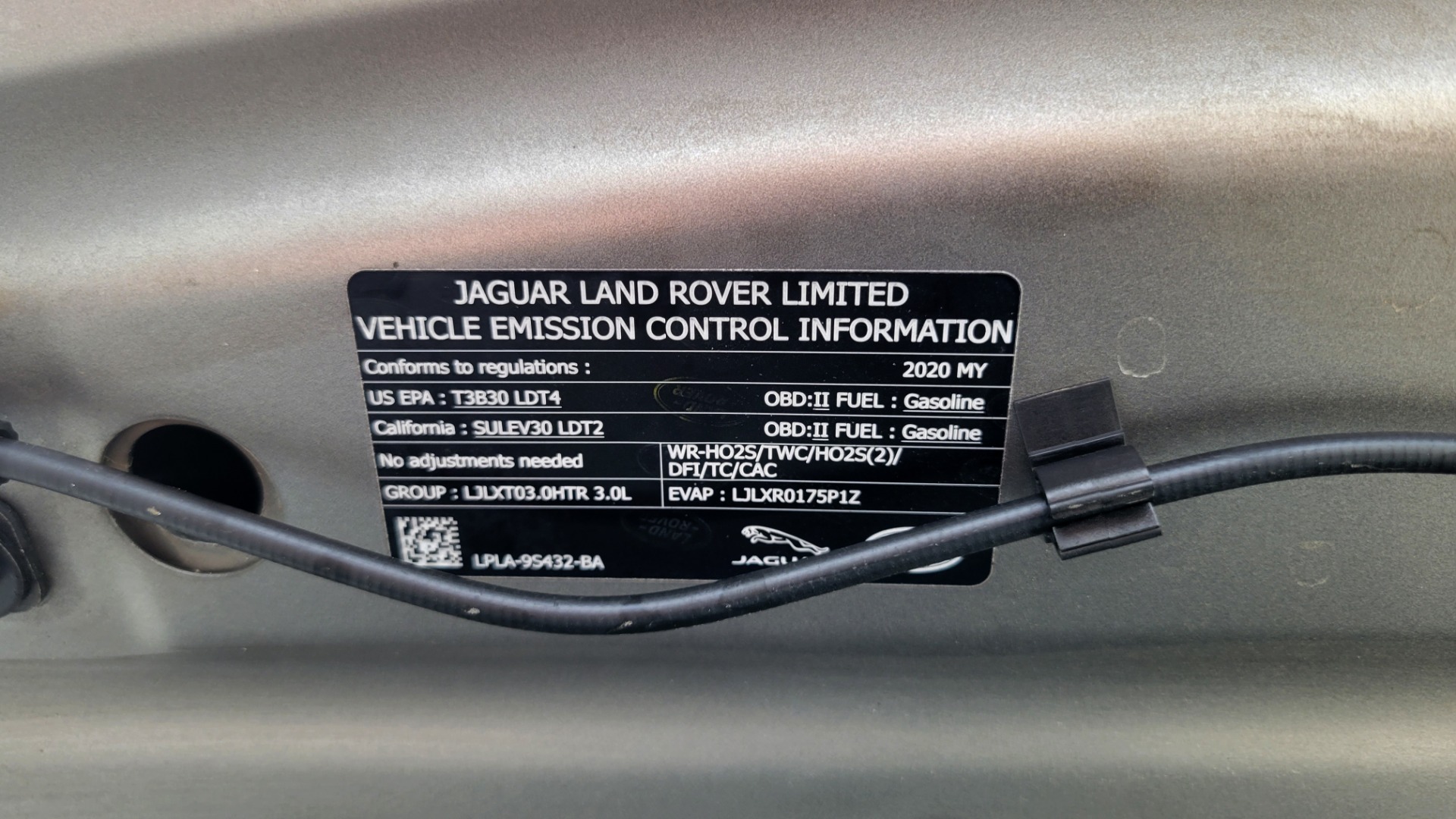 Used 2020 Land Rover RANGE ROVER SPORT HSE / 3.0L SC I6 / 8-SPD AUTO / NAV / PANO-ROOF / REARVIEW for sale Sold at Formula Imports in Charlotte NC 28227 18