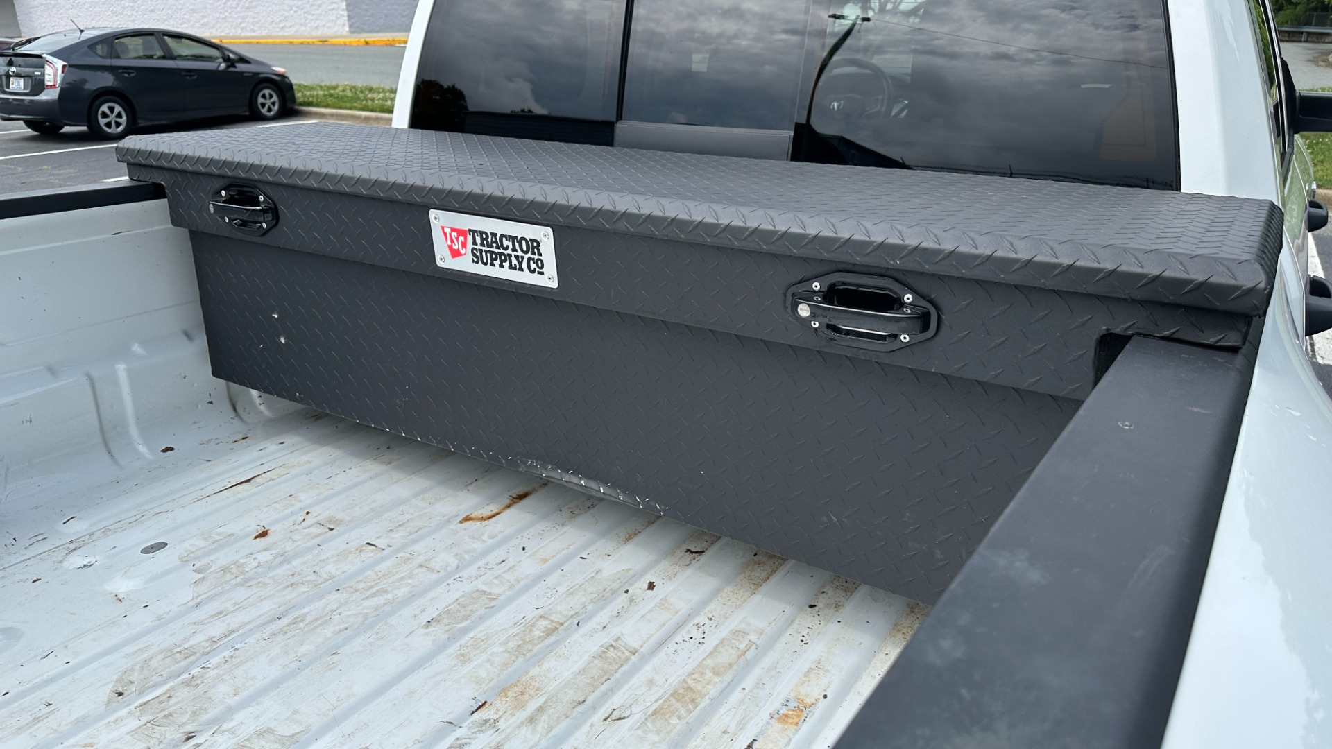 Used 2020 Ram 3500 TRADESMAN / DUAL REAR WHEELS / CUMMINS DIESEL / LVL 2 GROUP / CHROME GROUP for sale Sold at Formula Imports in Charlotte NC 28227 43