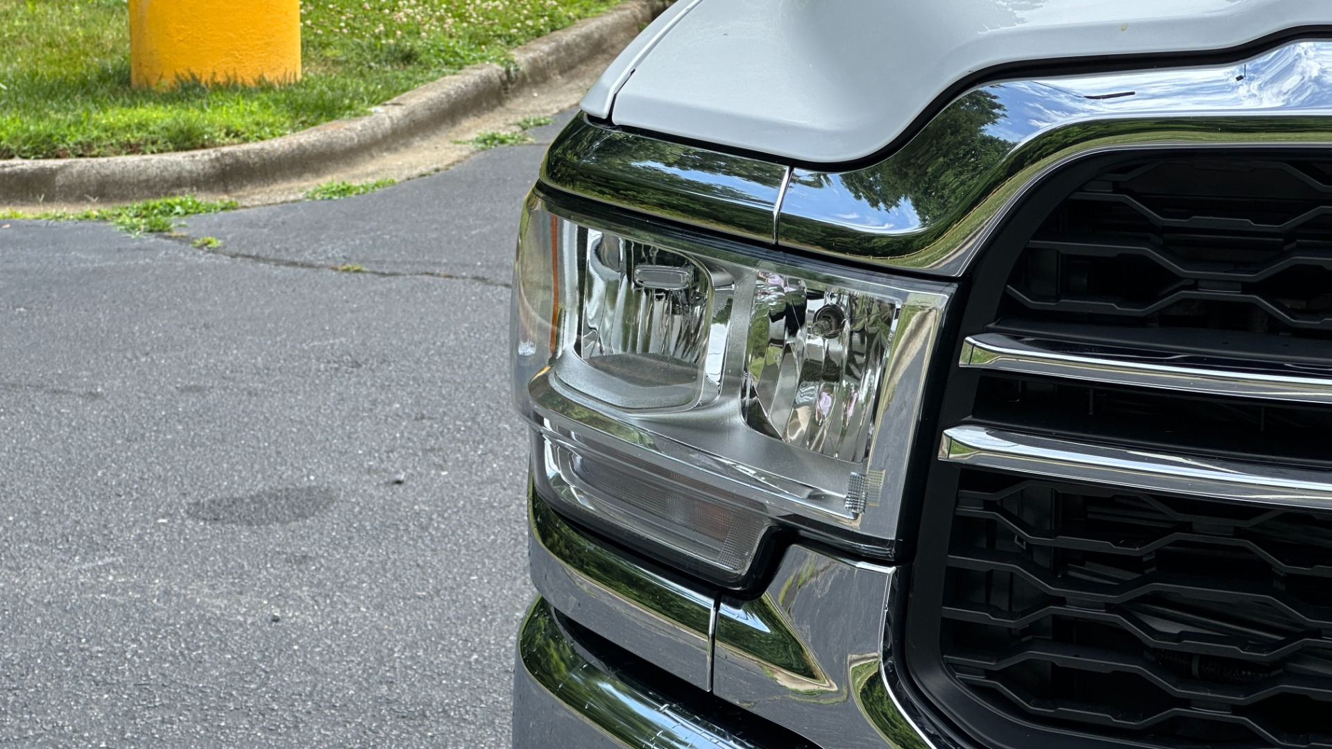 Used 2020 Ram 3500 TRADESMAN / DUAL REAR WHEELS / CUMMINS DIESEL / LVL 2 GROUP / CHROME GROUP for sale Sold at Formula Imports in Charlotte NC 28227 47