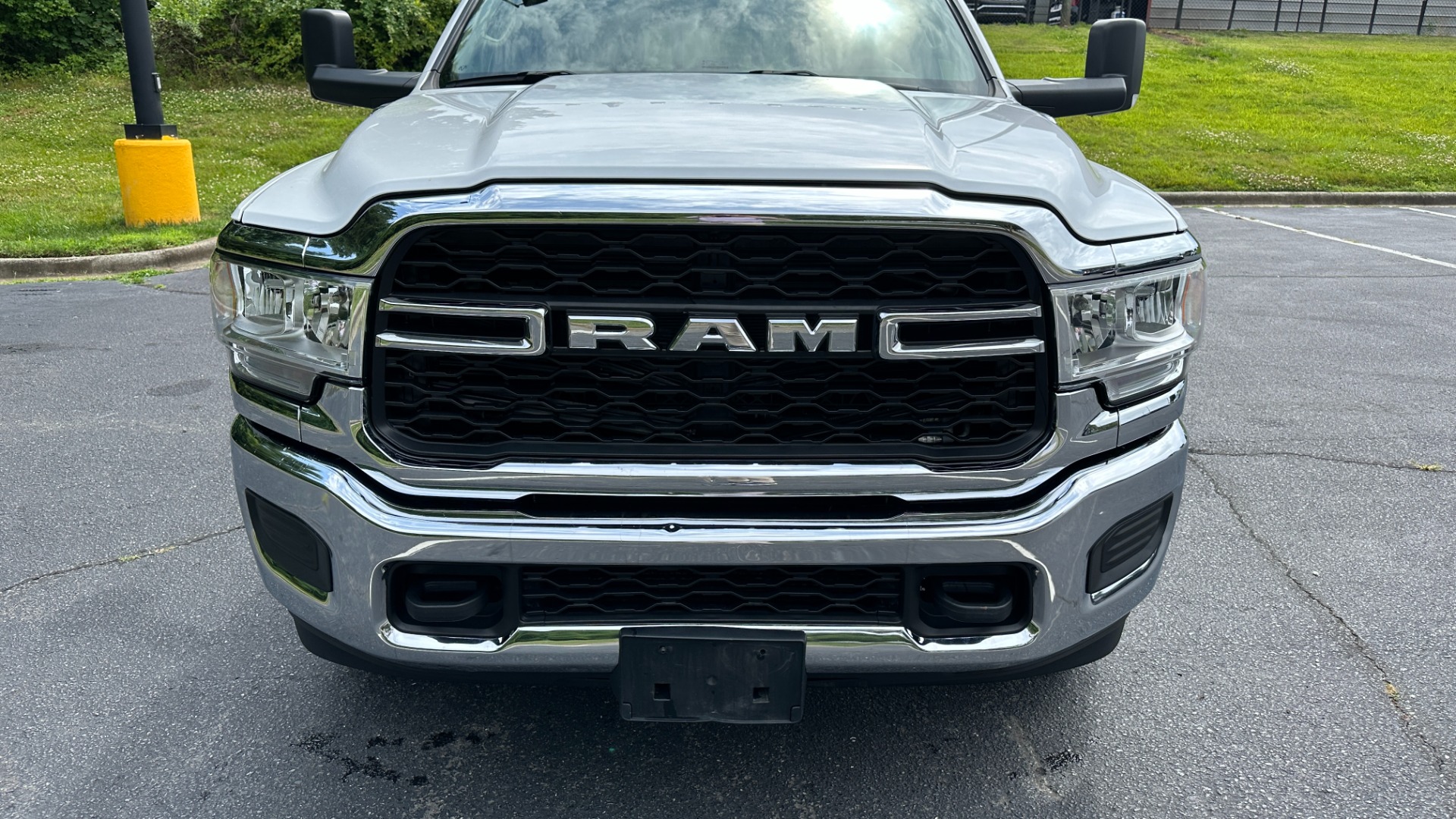 Used 2020 Ram 3500 TRADESMAN / DUAL REAR WHEELS / CUMMINS DIESEL / LVL 2 GROUP / CHROME GROUP for sale Sold at Formula Imports in Charlotte NC 28227 6