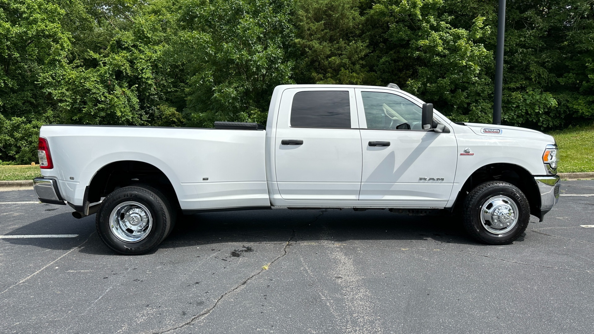 Used 2020 Ram 3500 TRADESMAN / DUAL REAR WHEELS / CUMMINS DIESEL / LVL 2 GROUP / CHROME GROUP for sale Sold at Formula Imports in Charlotte NC 28227 8