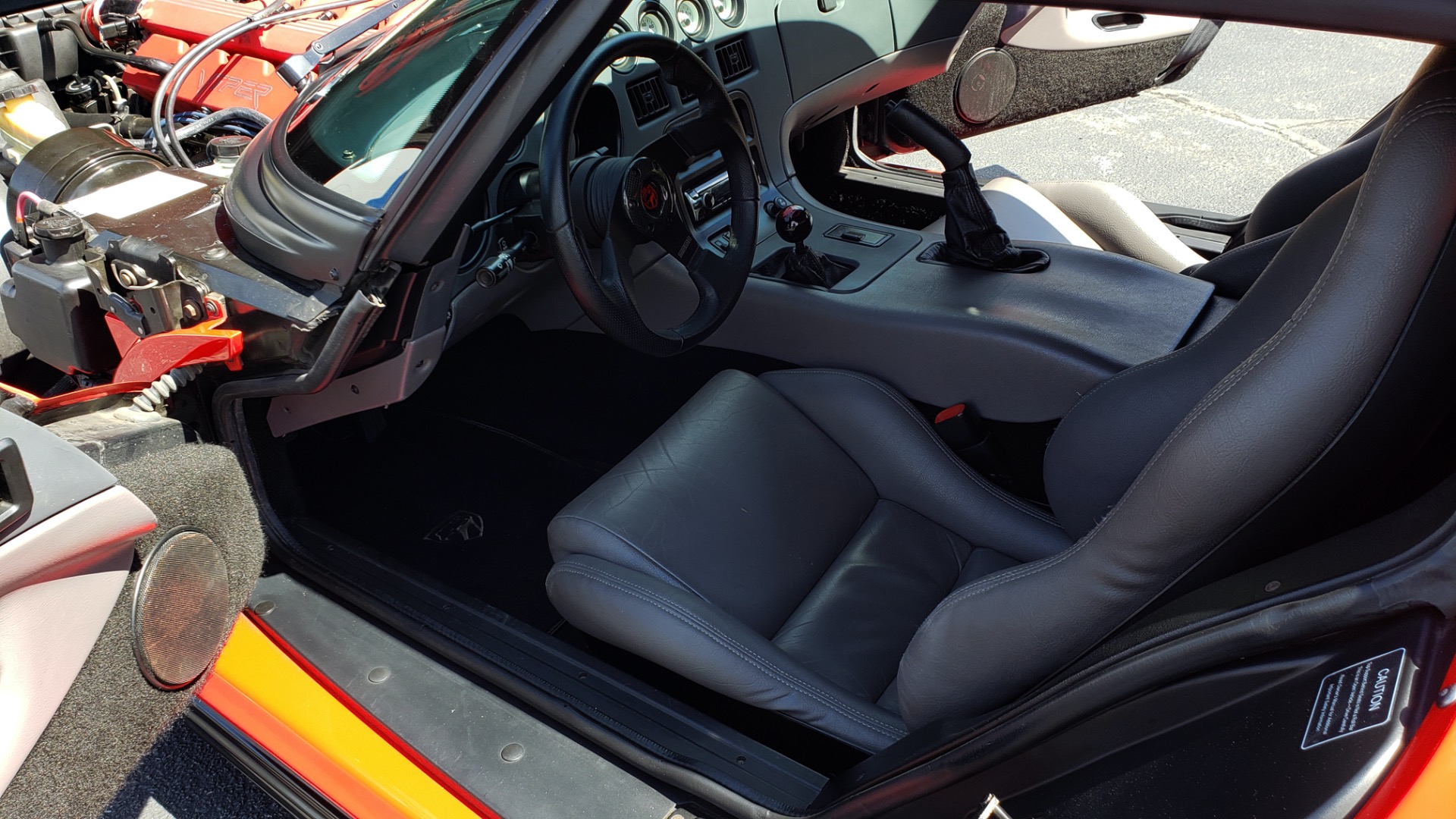 Used 1993 Dodge VIPER RT/10 COUPE / 6-SPD MAN / REMOVABLE TOP / LOW MILES for sale Sold at Formula Imports in Charlotte NC 28227 15