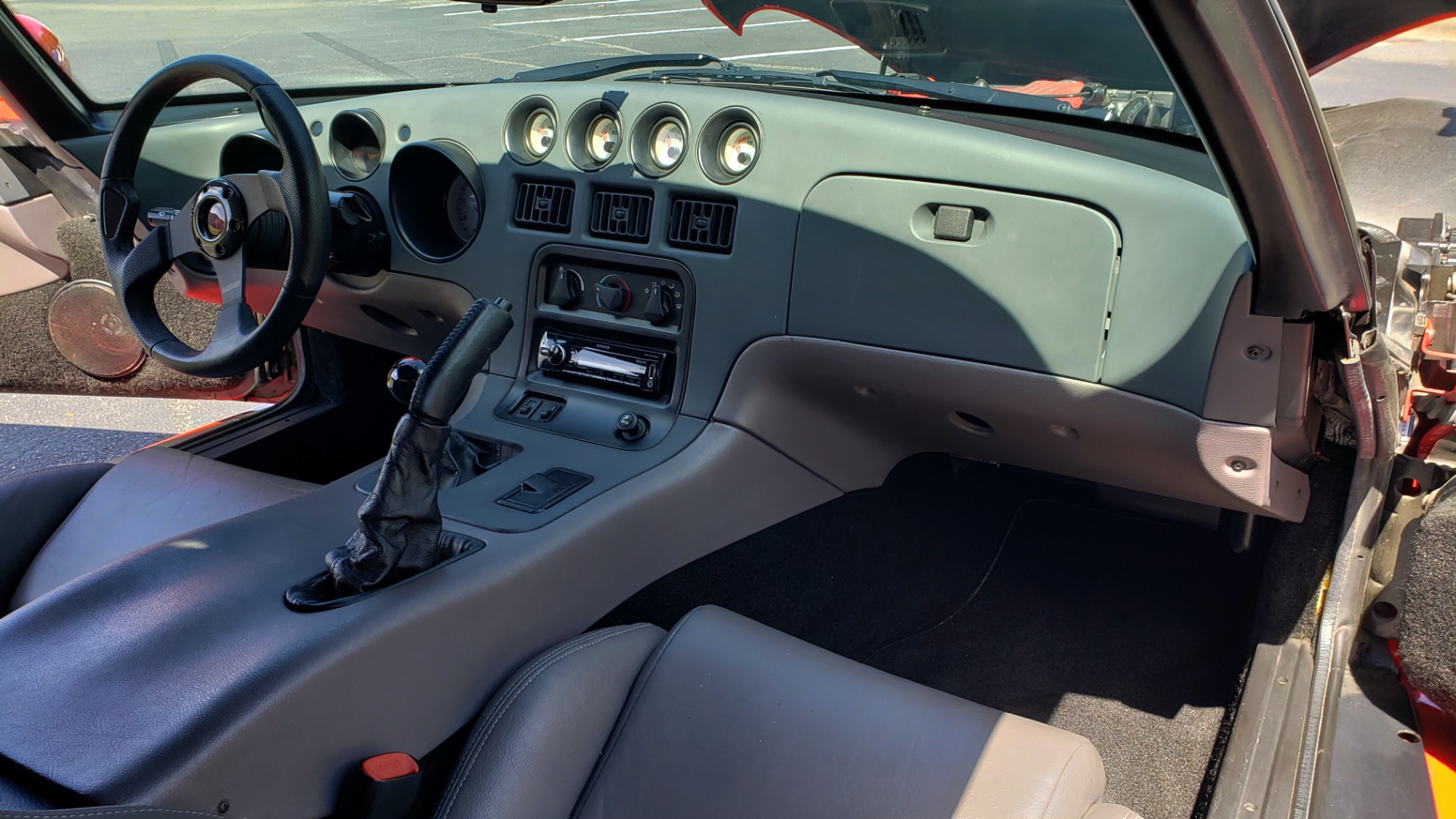 Used 1993 Dodge VIPER RT/10 COUPE / 6-SPD MAN / REMOVABLE TOP / LOW MILES for sale Sold at Formula Imports in Charlotte NC 28227 20