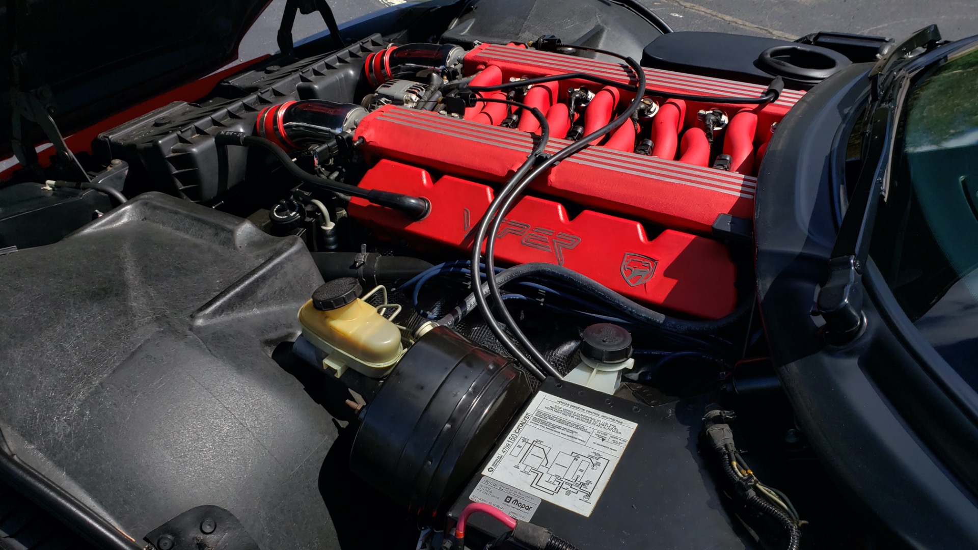 Used 1993 Dodge VIPER RT/10 COUPE / 6-SPD MAN / REMOVABLE TOP / LOW MILES for sale Sold at Formula Imports in Charlotte NC 28227 5