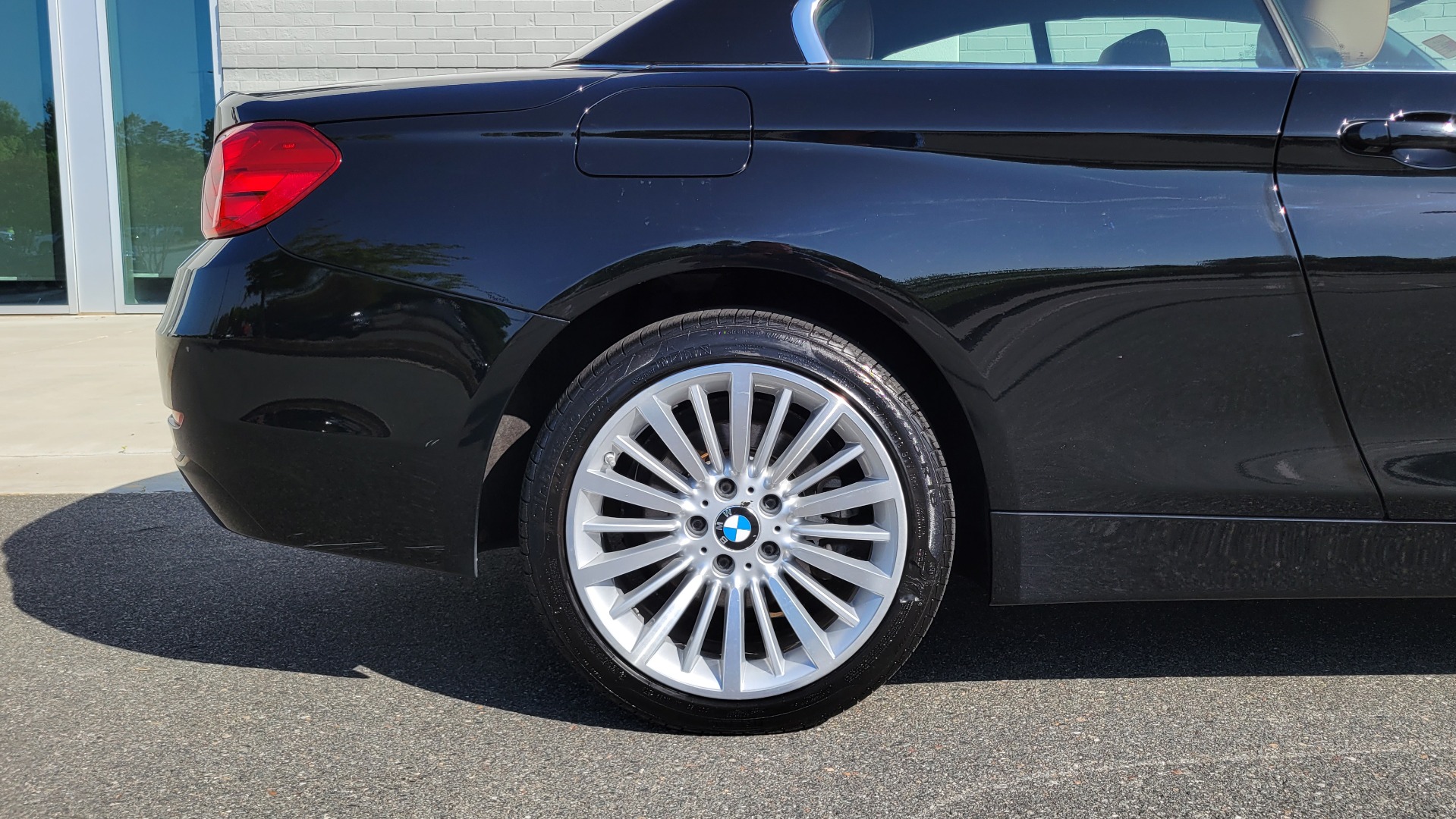 Used 2015 BMW 4 SERIES 428IXDRIVE CONVERTIBLE / PREM PKG / LUXURY LINE / CLD WTHR / DRVR ASST PLUS for sale Sold at Formula Imports in Charlotte NC 28227 83