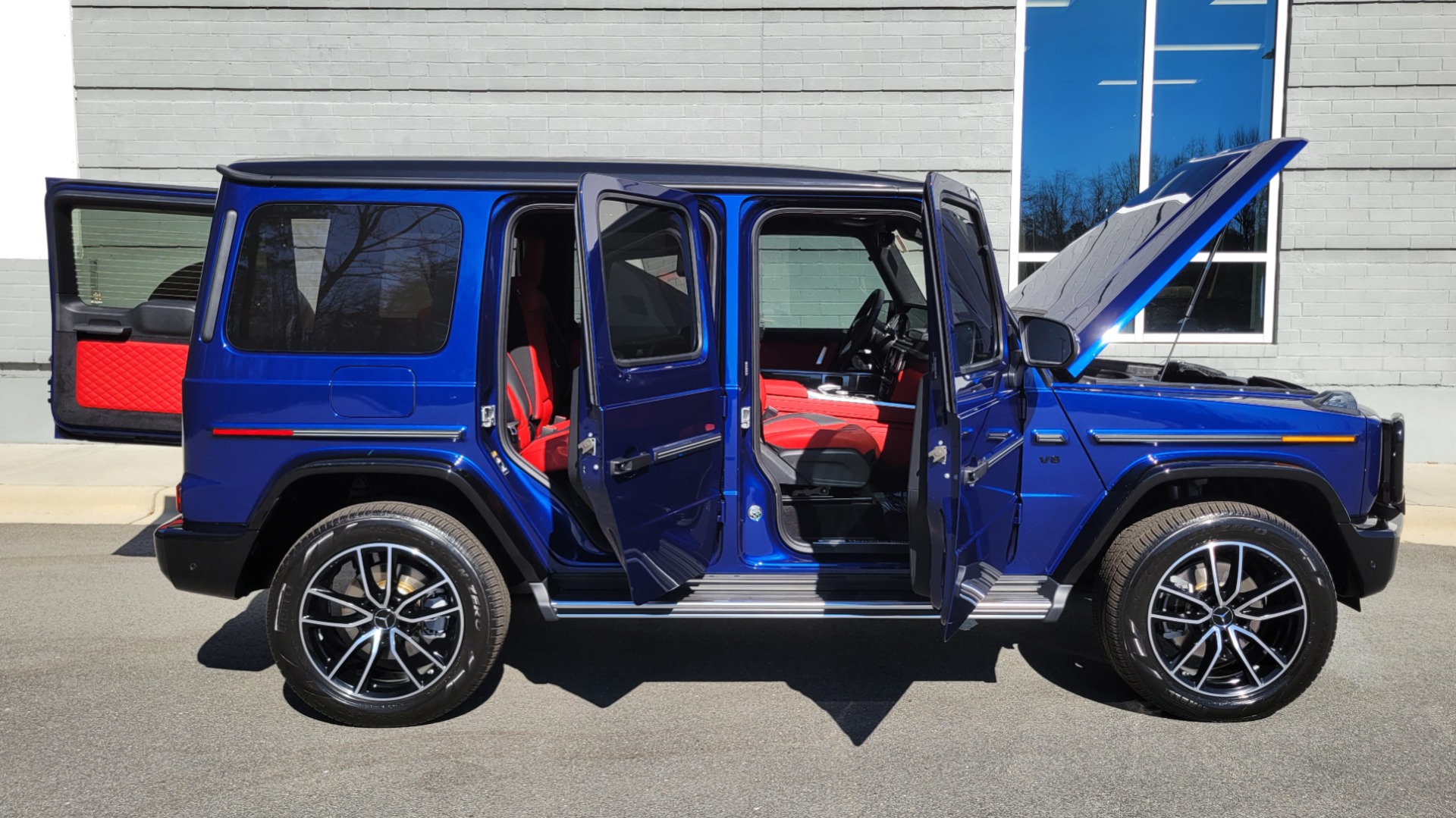 Used 2021 Mercedes-Benz G-CLASS G 550 4MATIC SUV / AMG LINE / EXCLUSIVE INTR / NIGHT PKG PLUS for sale Sold at Formula Imports in Charlotte NC 28227 11