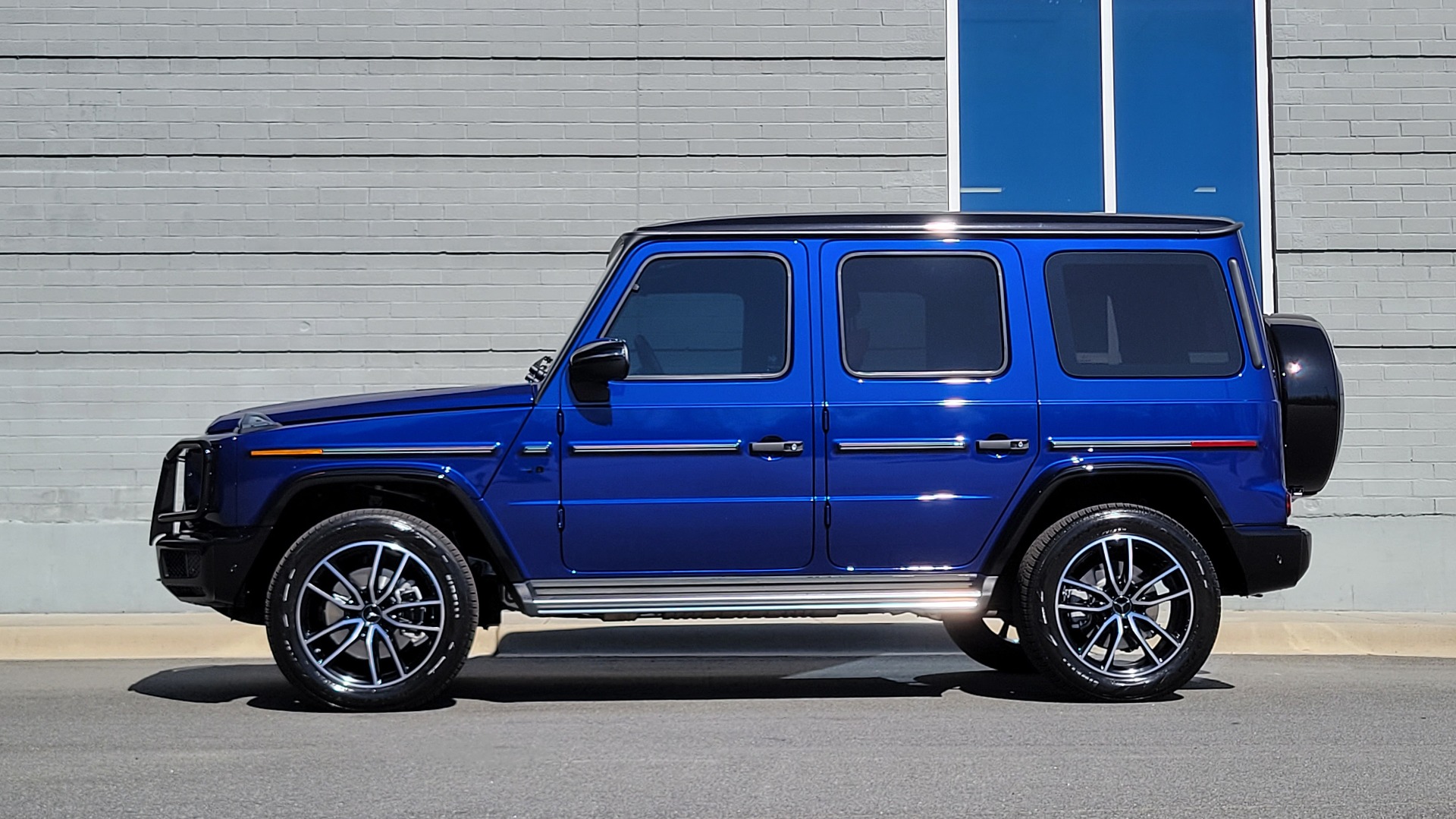 Used 2021 Mercedes-Benz G-CLASS G 550 4MATIC SUV / AMG LINE / EXCLUSIVE INTR / NIGHT PKG PLUS for sale Sold at Formula Imports in Charlotte NC 28227 4