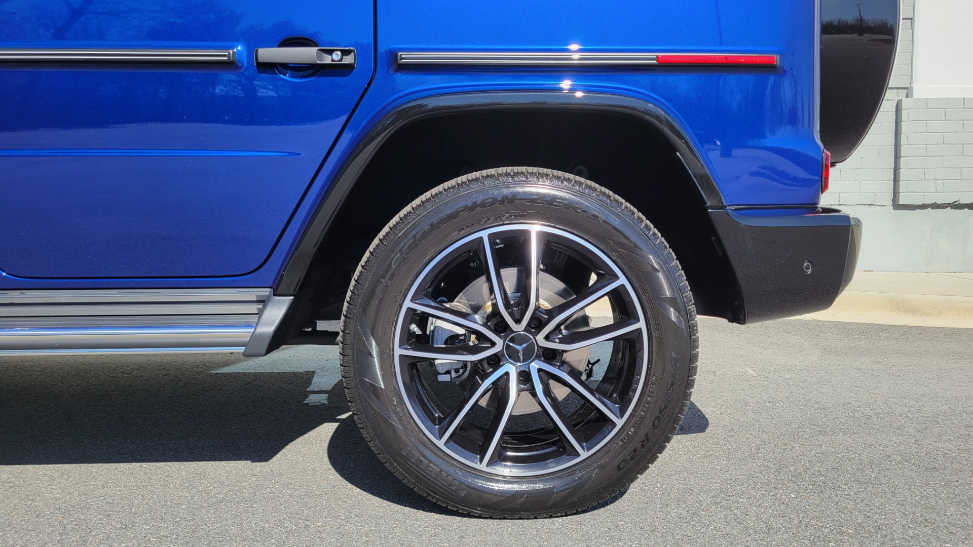 Used 2021 Mercedes-Benz G-CLASS G 550 4MATIC SUV / AMG LINE / EXCLUSIVE INTR / NIGHT PKG PLUS for sale Sold at Formula Imports in Charlotte NC 28227 87