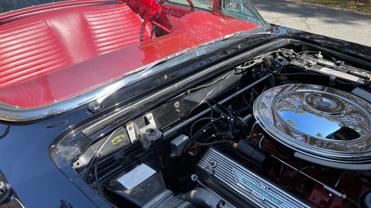 Used 1957 Ford THUNDERBIRD CONVERTIBLE / V8 / 3-SPD AUTO / PWR STRNG / PWR WNDWS / RESTORED for sale Sold at Formula Imports in Charlotte NC 28227 34