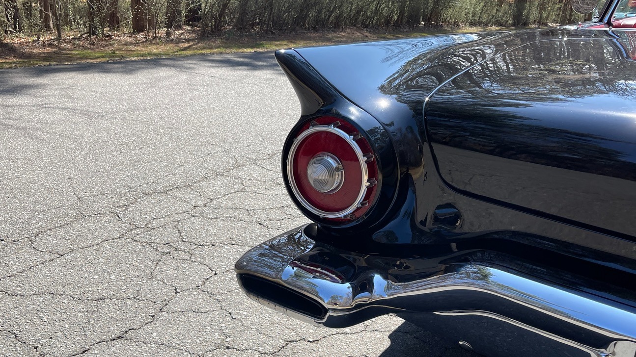 Used 1957 Ford THUNDERBIRD CONVERTIBLE / V8 / 3-SPD AUTO / PWR STRNG / PWR WNDWS / RESTORED for sale Sold at Formula Imports in Charlotte NC 28227 37