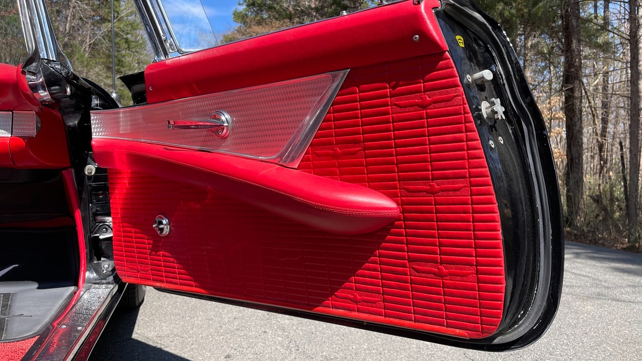 Used 1957 Ford THUNDERBIRD CONVERTIBLE / V8 / 3-SPD AUTO / PWR STRNG / PWR WNDWS / RESTORED for sale Sold at Formula Imports in Charlotte NC 28227 56