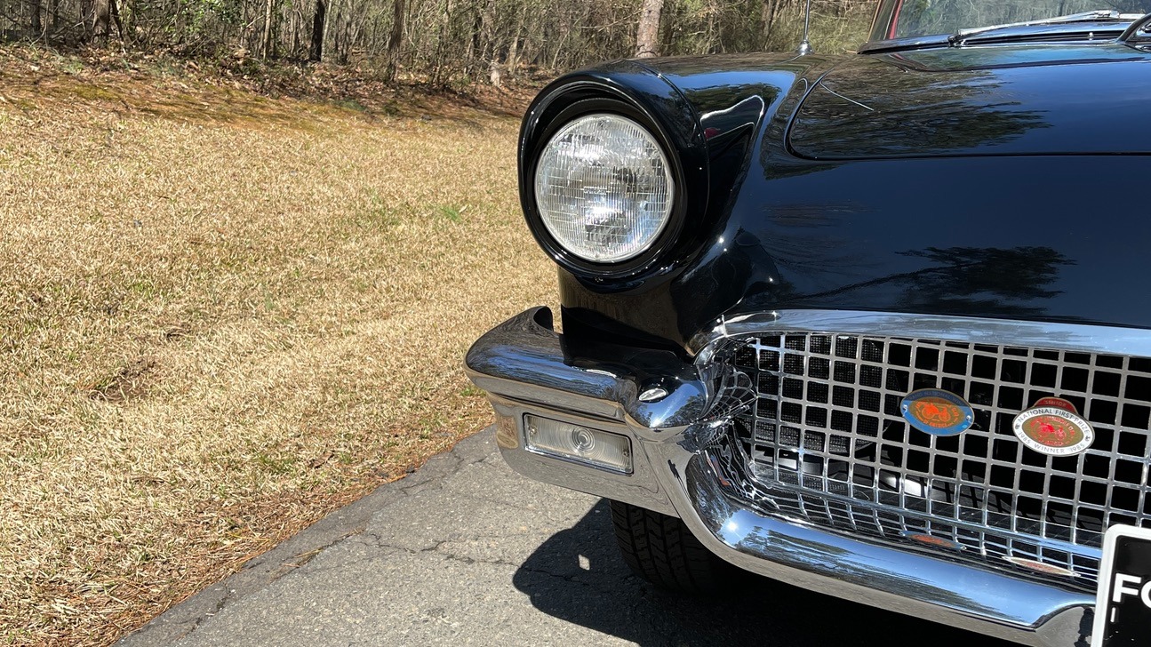 Used 1957 Ford THUNDERBIRD CONVERTIBLE / V8 / 3-SPD AUTO / PWR STRNG / PWR WNDWS / RESTORED for sale Sold at Formula Imports in Charlotte NC 28227 9