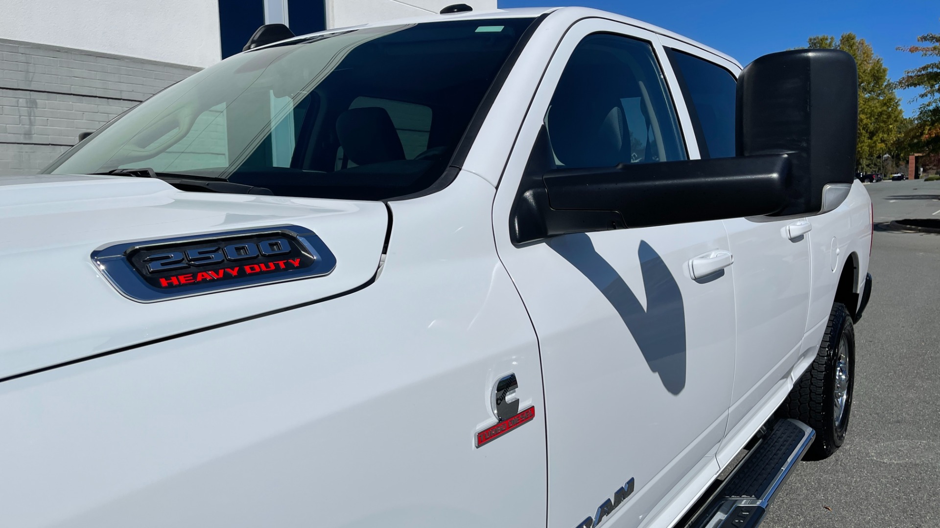 Used 2020 Ram 2500 BIG HORN / 6.7 CUMMINS DIESEL / CREW CAB / 4WD / SIDE STEPS for sale Sold at Formula Imports in Charlotte NC 28227 16