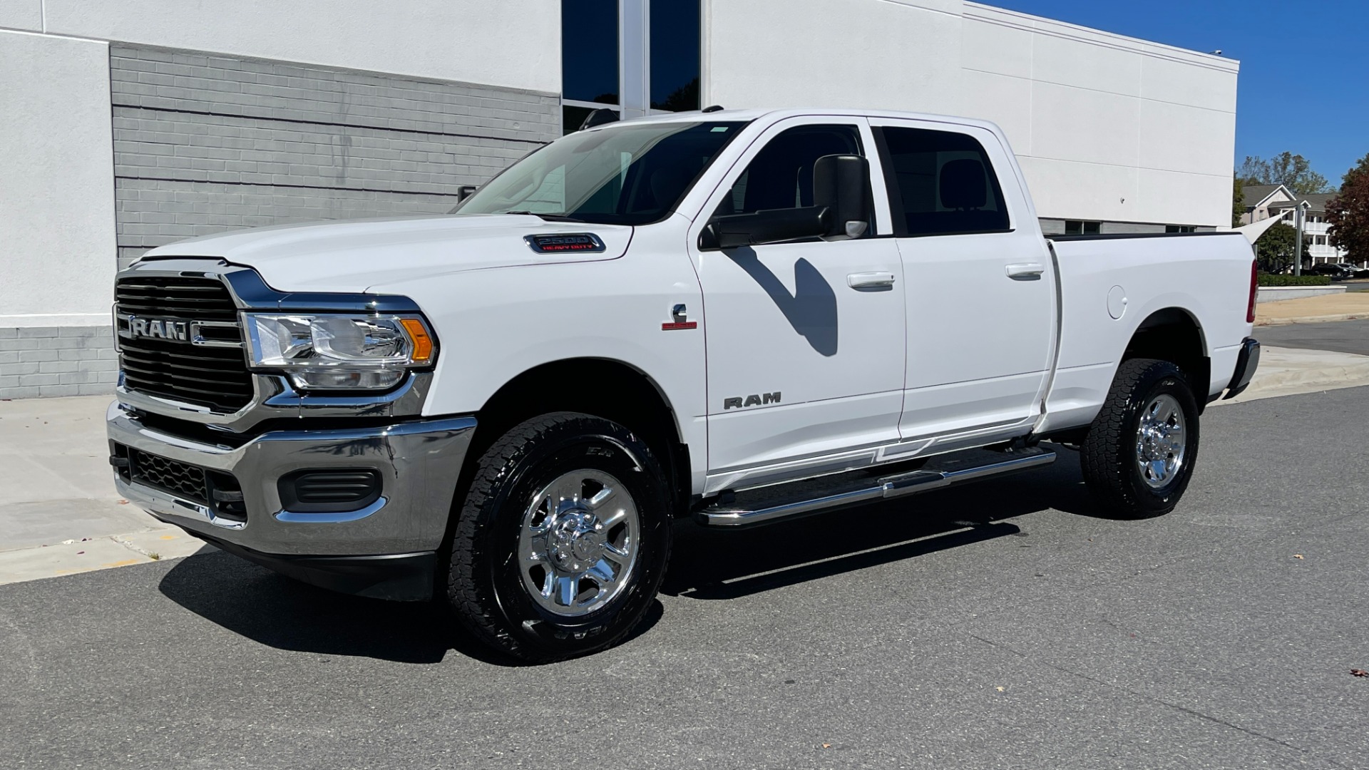 Used 2020 Ram 2500 BIG HORN / 6.7 CUMMINS DIESEL / CREW CAB / 4WD / SIDE STEPS for sale $54,995 at Formula Imports in Charlotte NC 28227 5