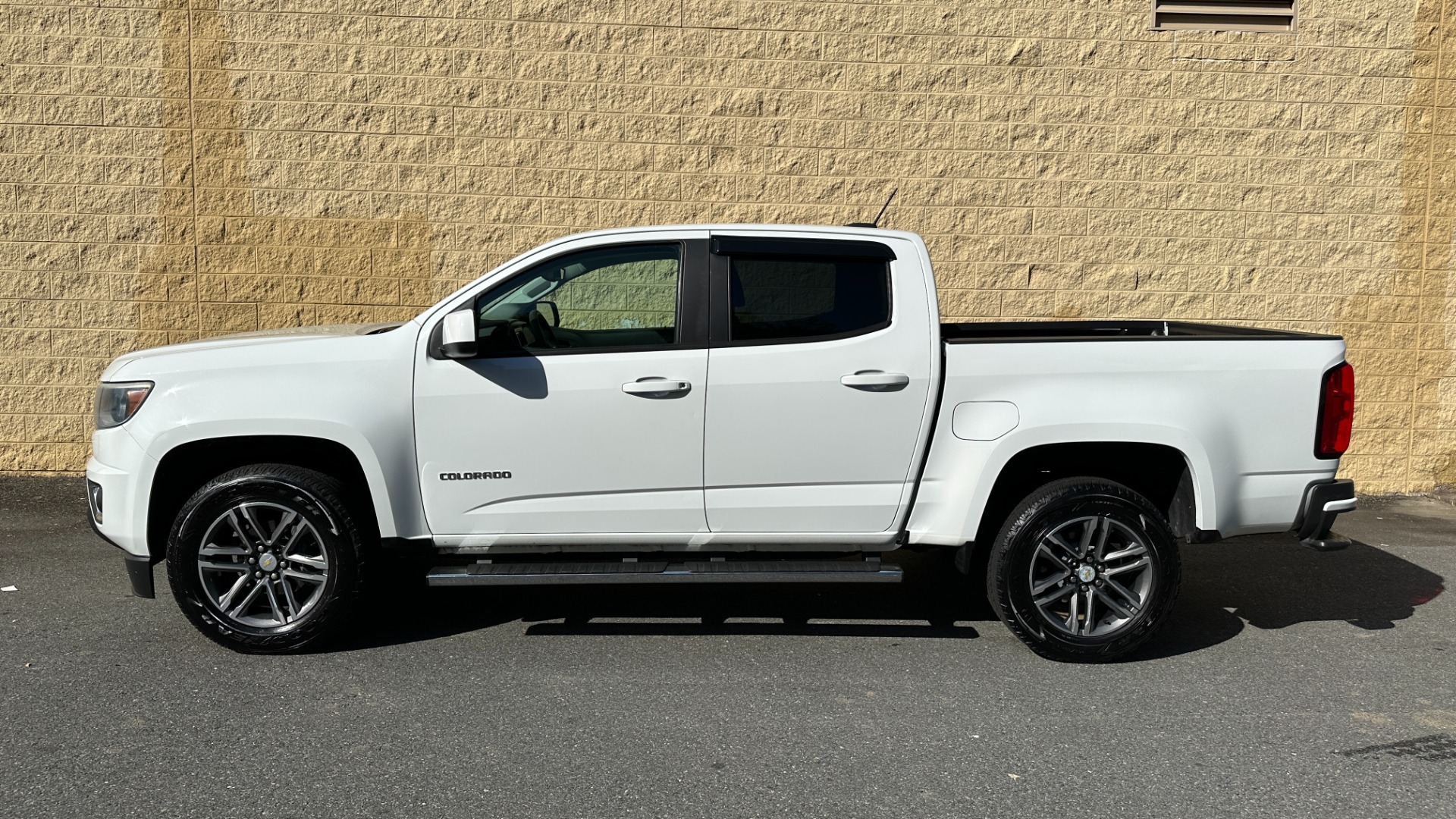 Used 2019 Chevrolet Colorado 2WD Work Truck for sale Sold at Formula Imports in Charlotte NC 28227 6